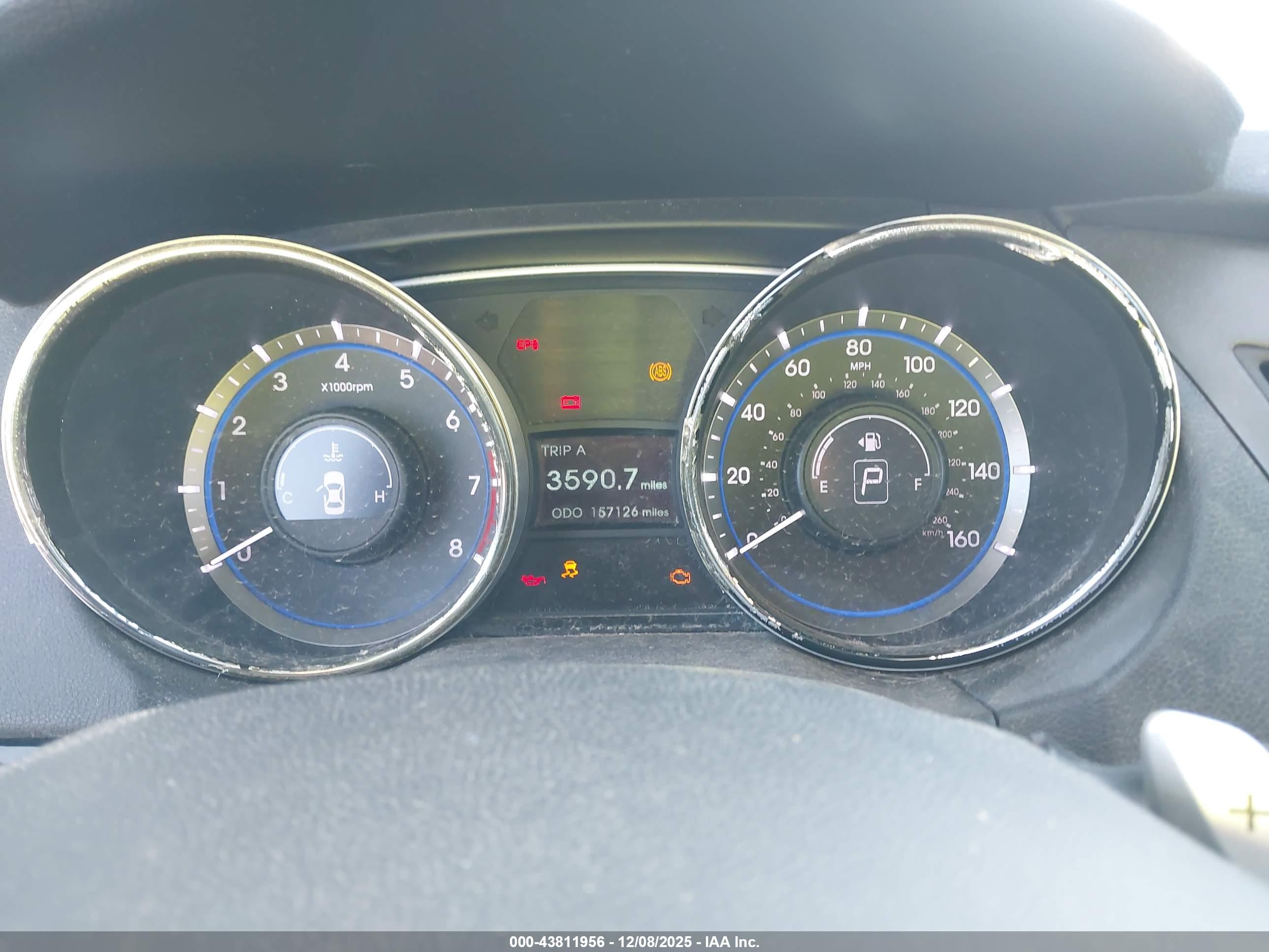 HYUNDAI SONATA image 7