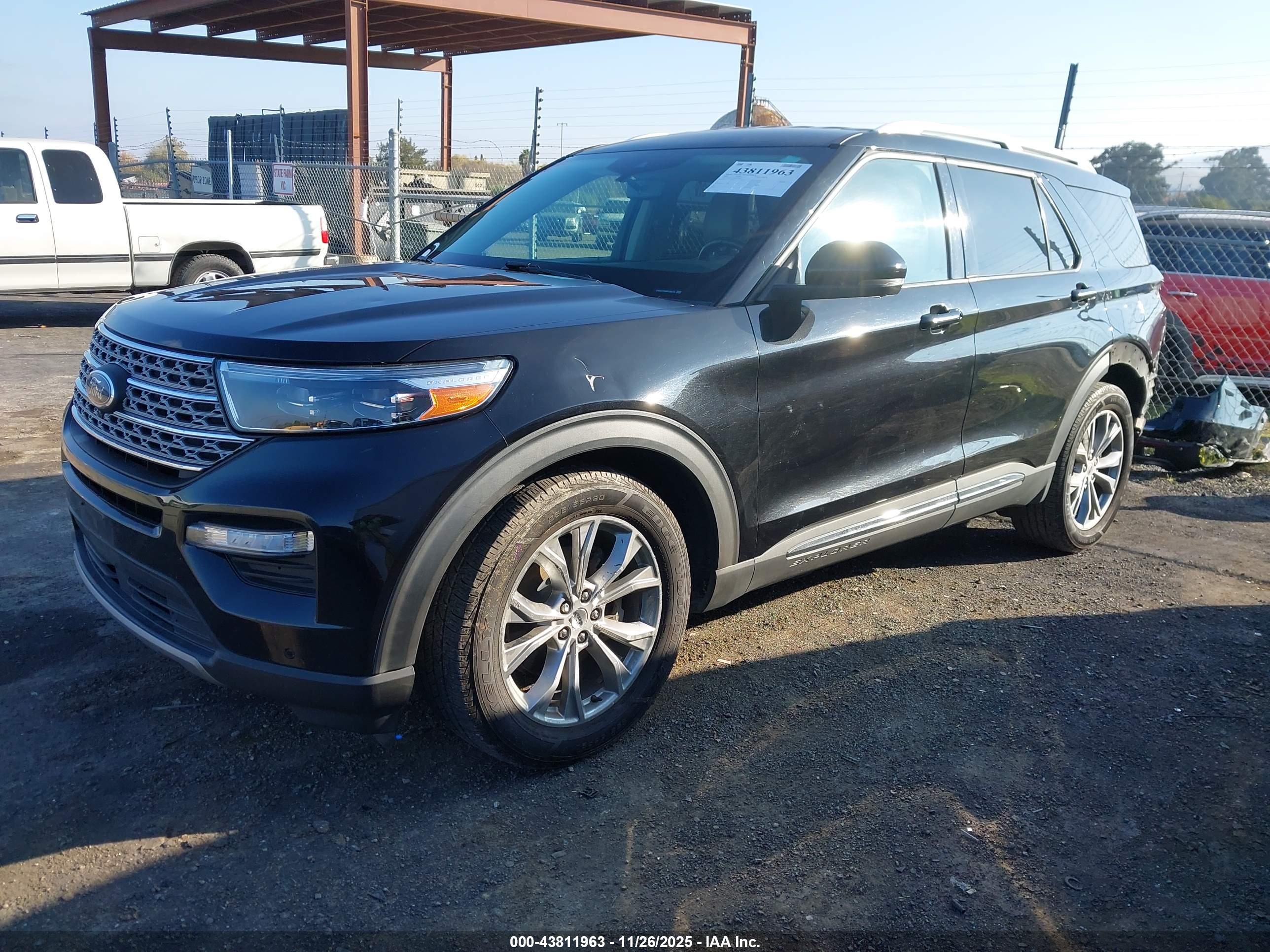 FORD EXPLORER image 2