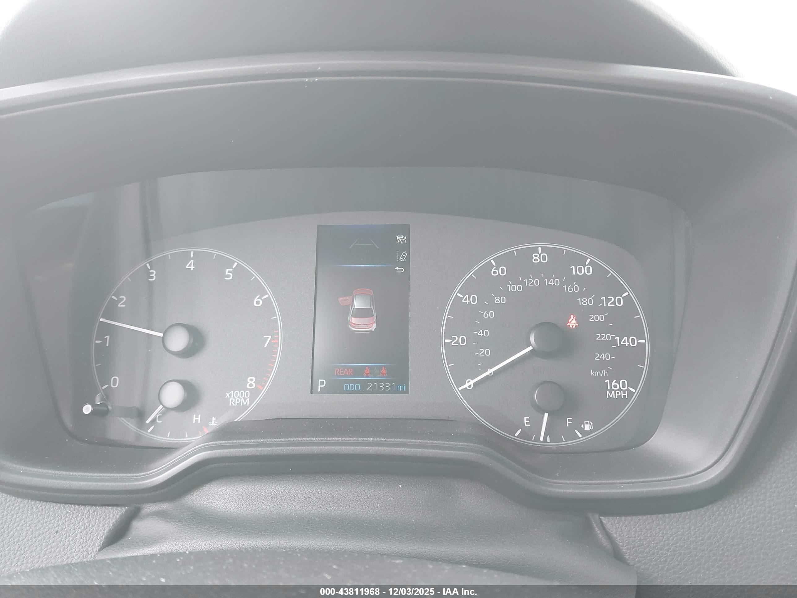 TOYOTA COROLLA image 7