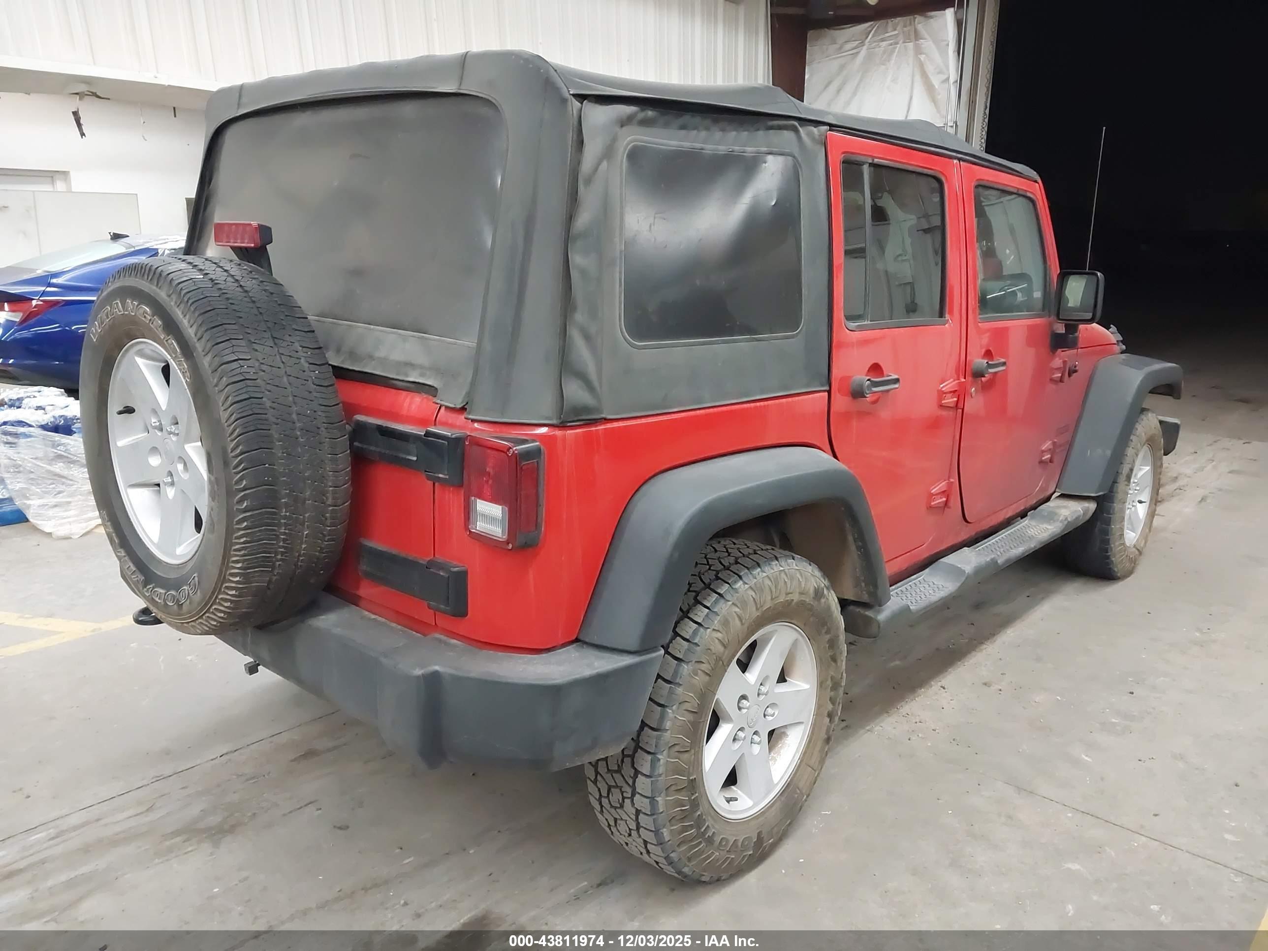 JEEP WRANGLER image 4