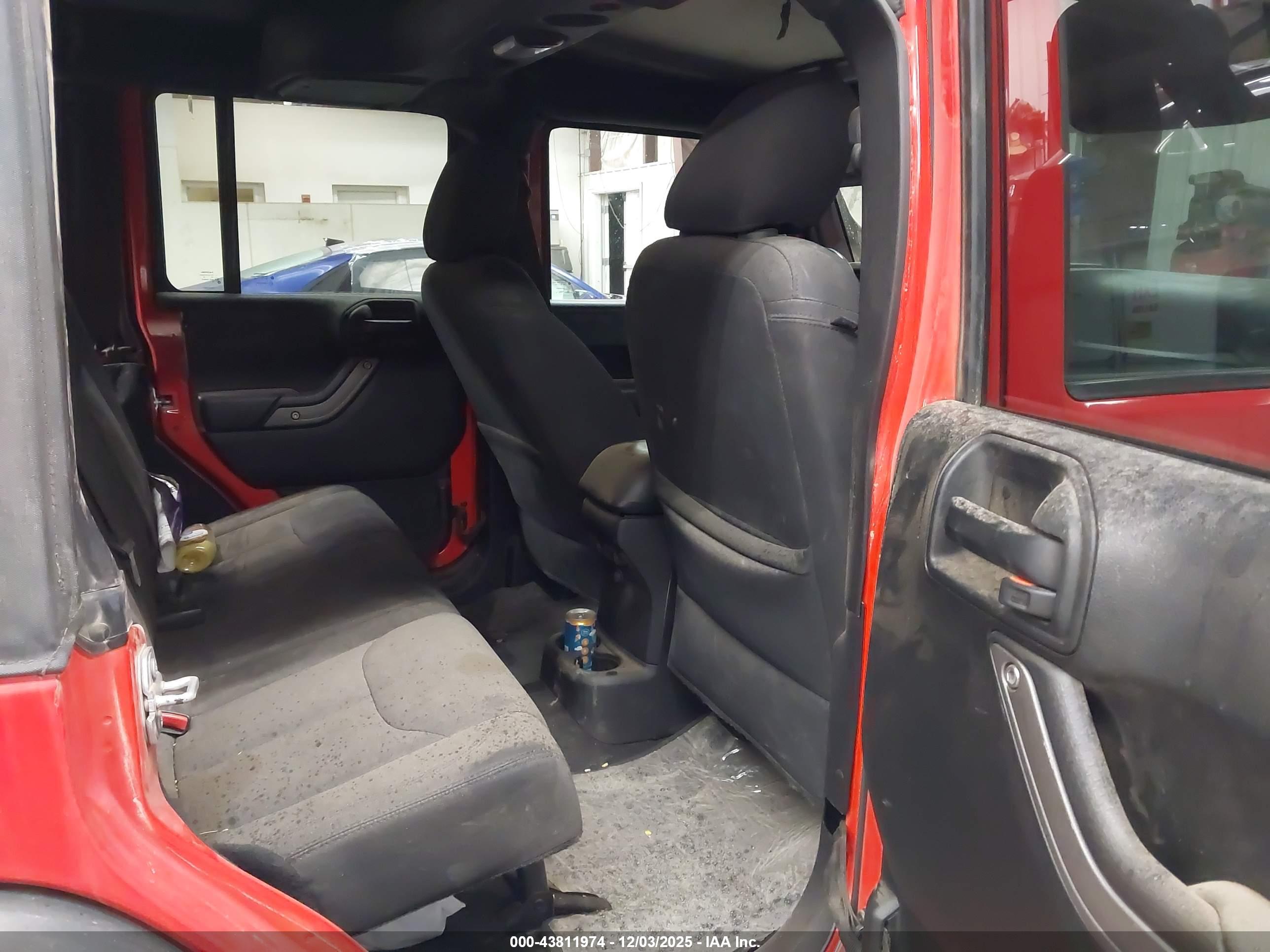 JEEP WRANGLER image 8