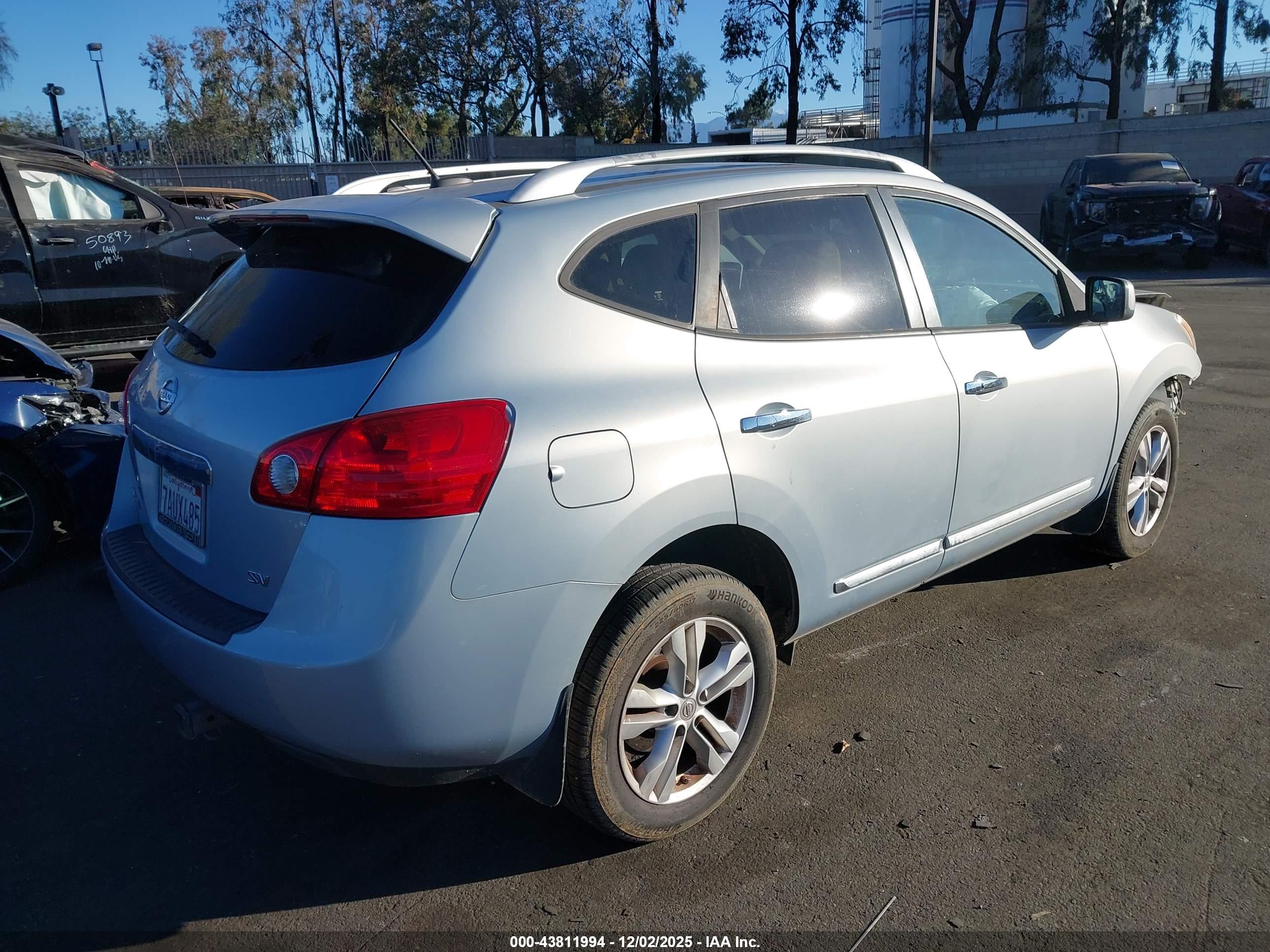 NISSAN ROGUE image 4