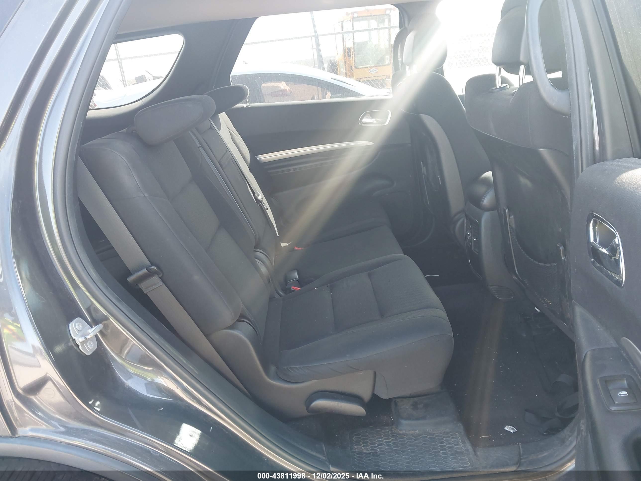 DODGE DURANGO image 8