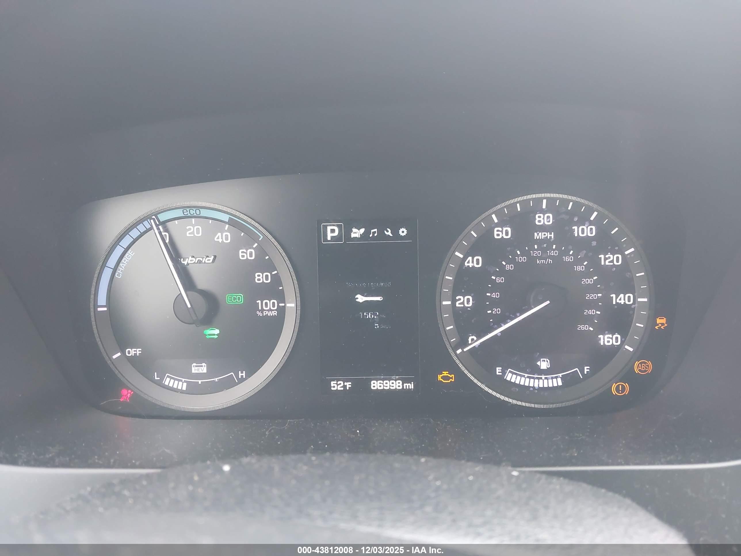 HYUNDAI SONATA image 7