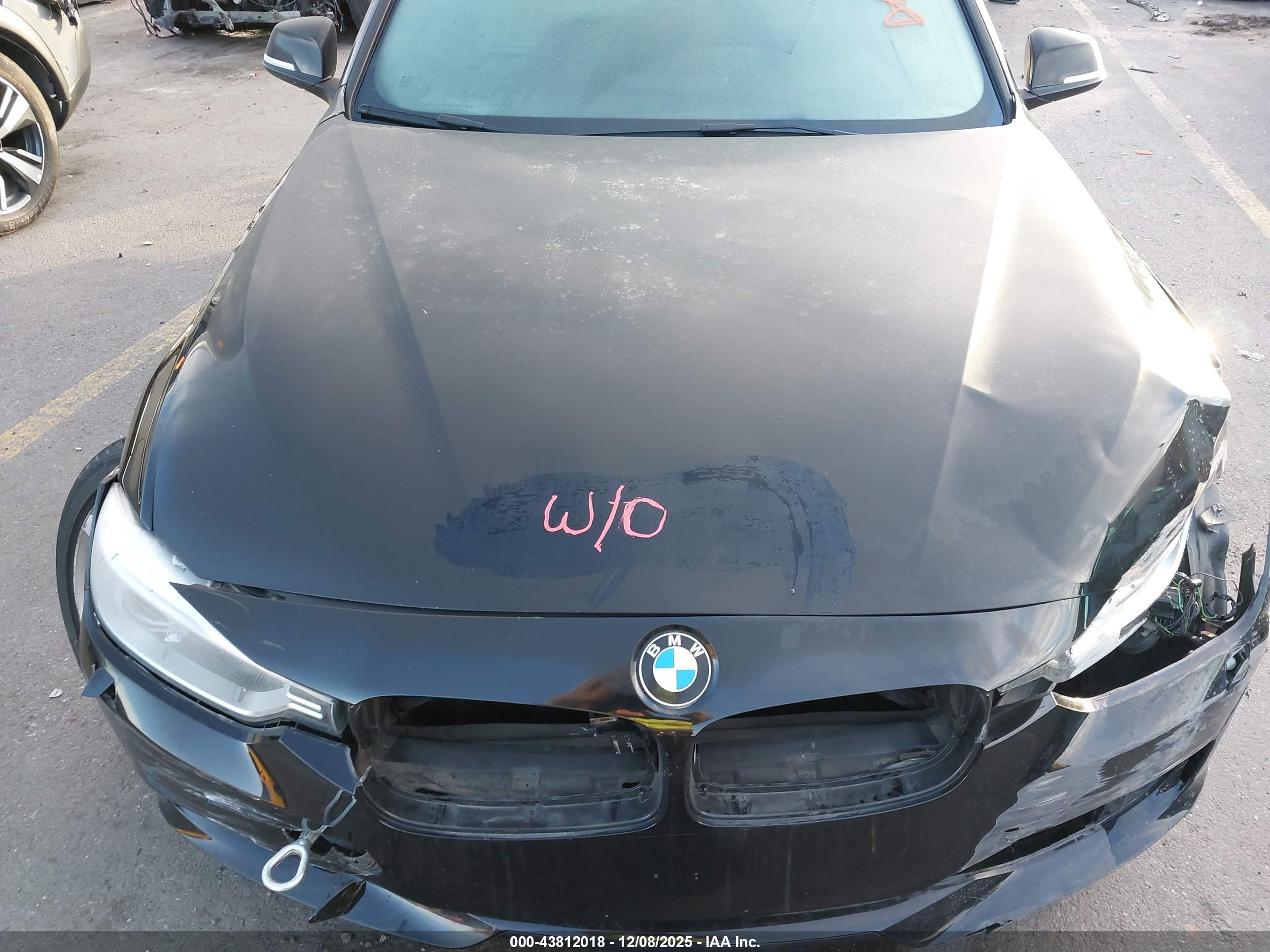 BMW 328I image 10