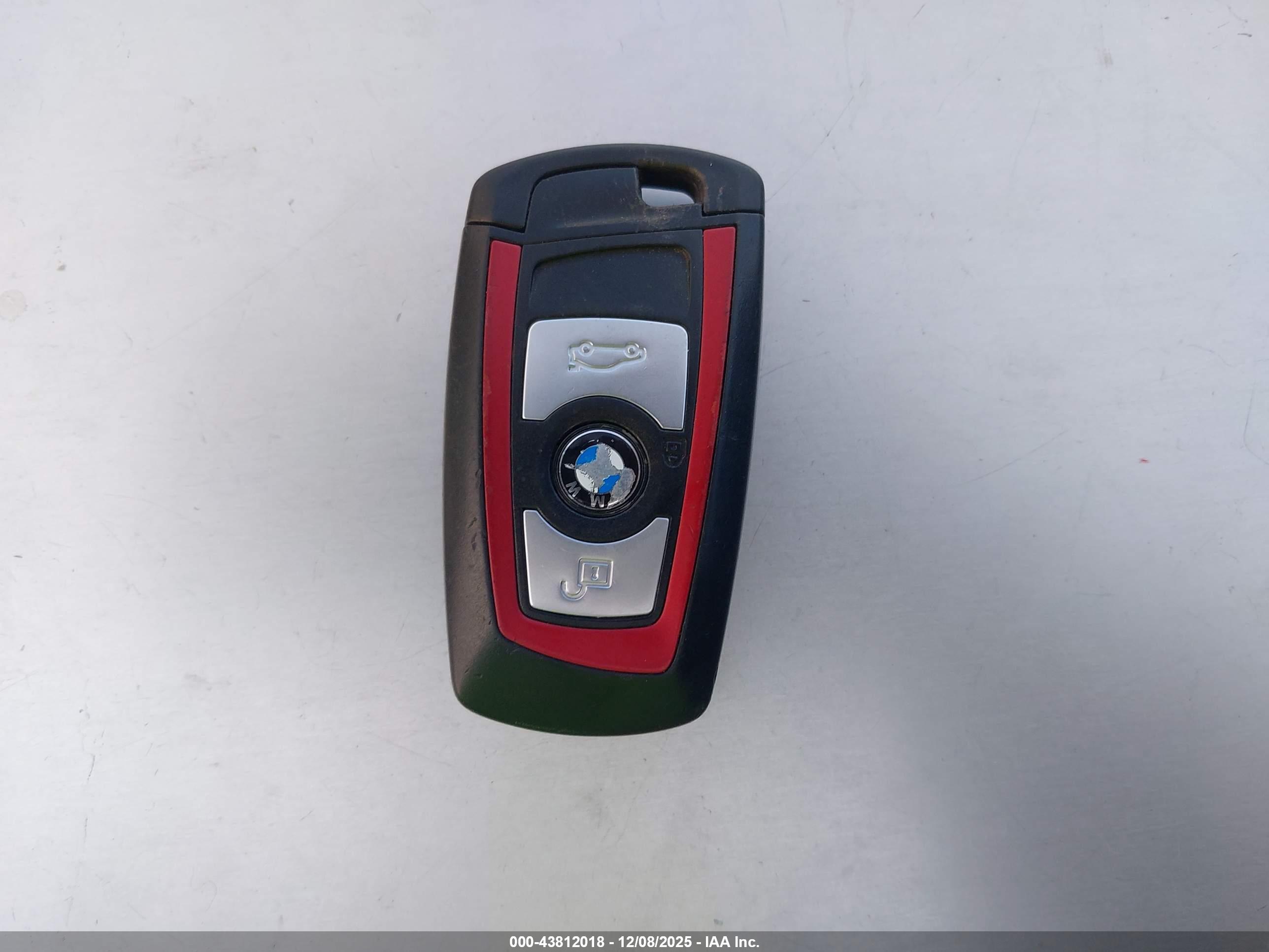 BMW 328I image 11