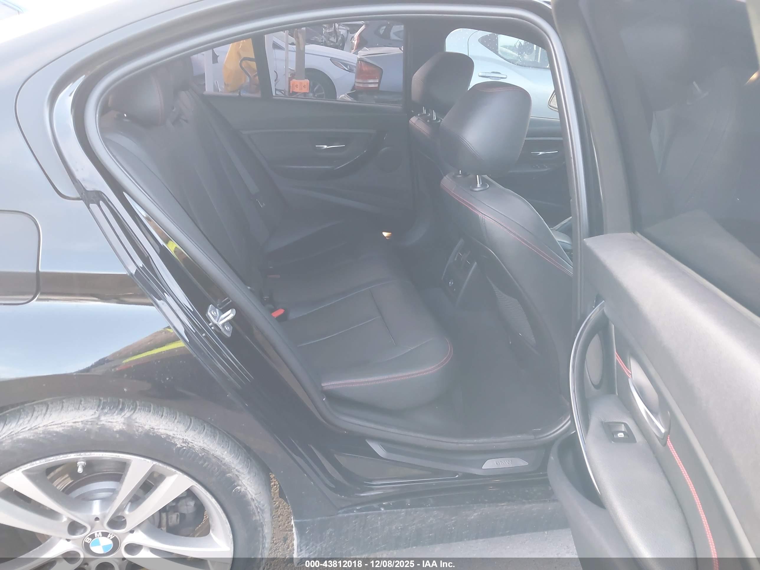 BMW 328I image 8