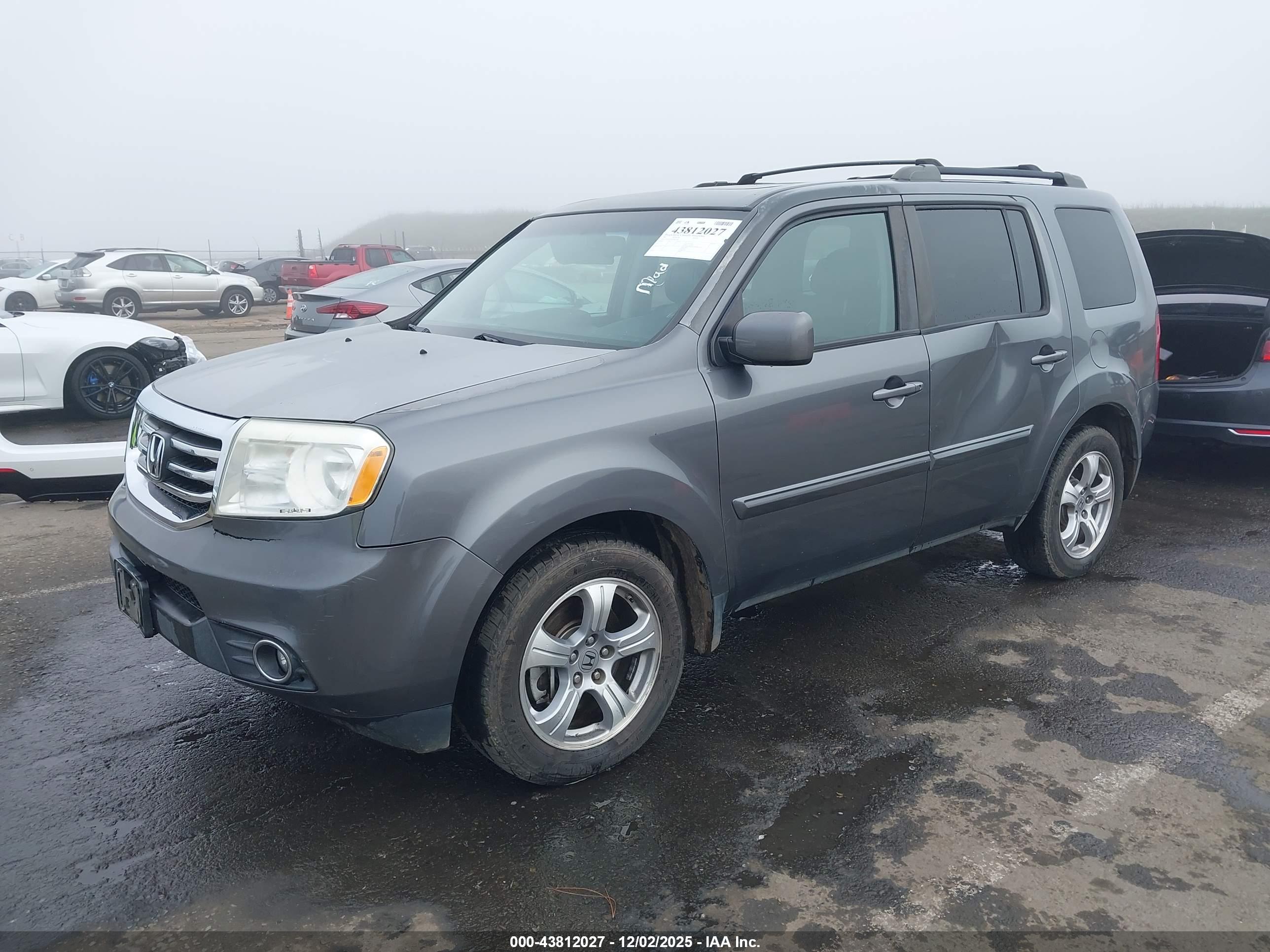 HONDA PILOT image 2