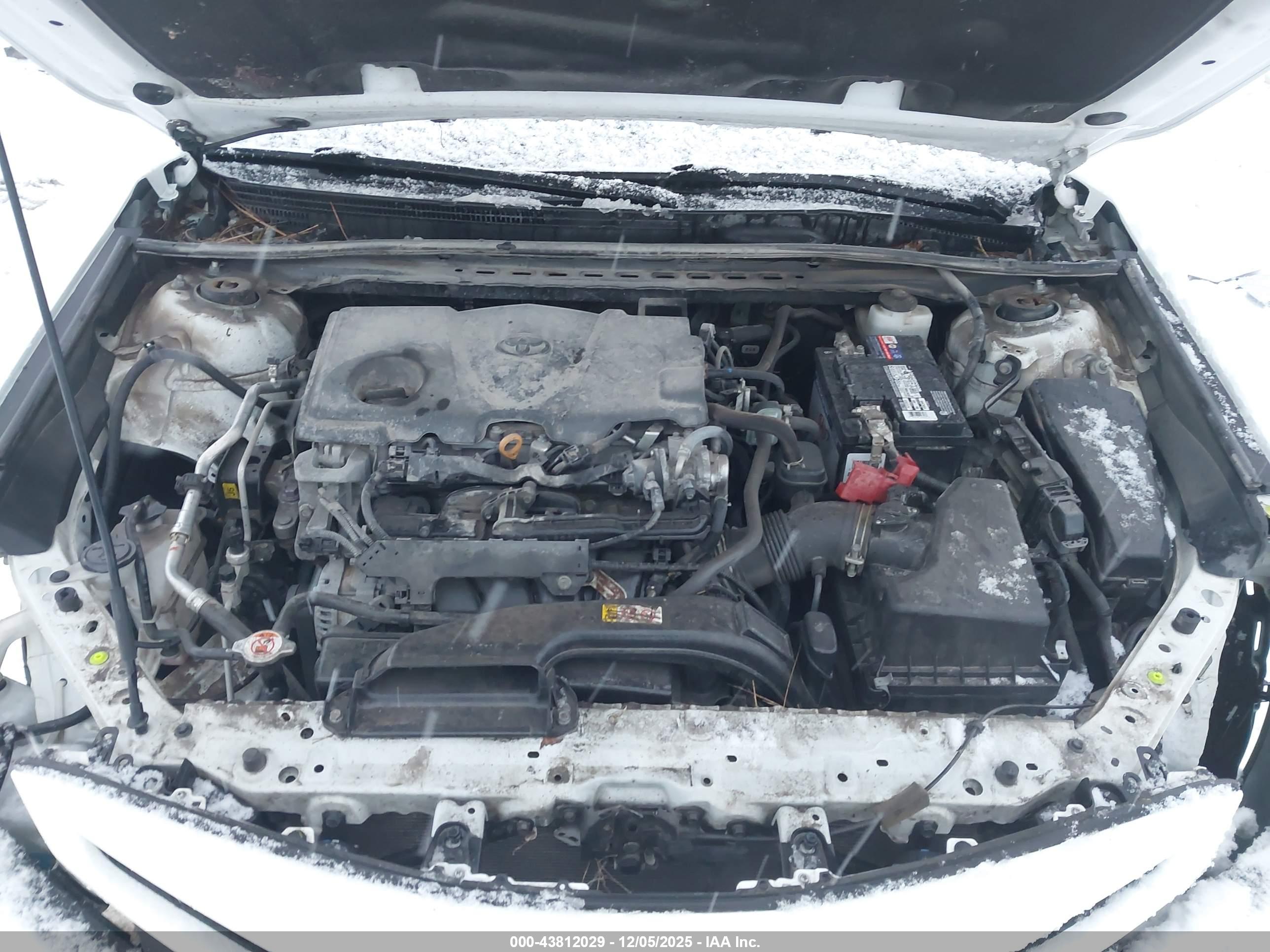 TOYOTA CAMRY image 10