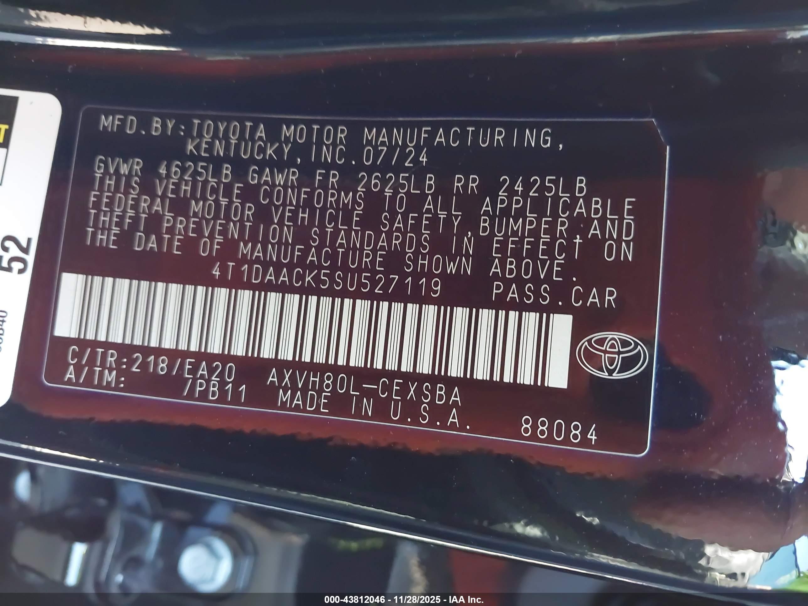 TOYOTA CAMRY image 9
