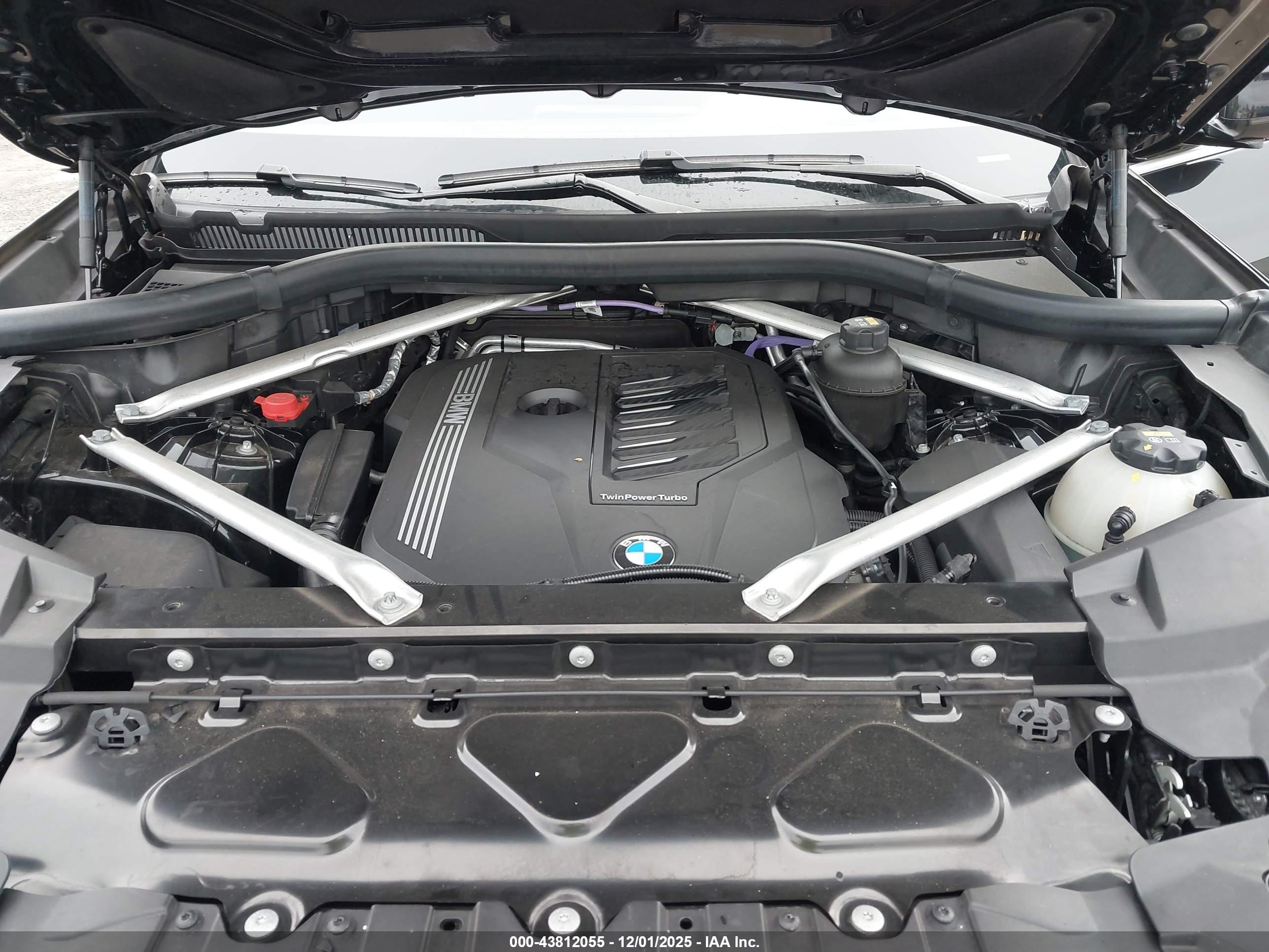 BMW X5 image 10