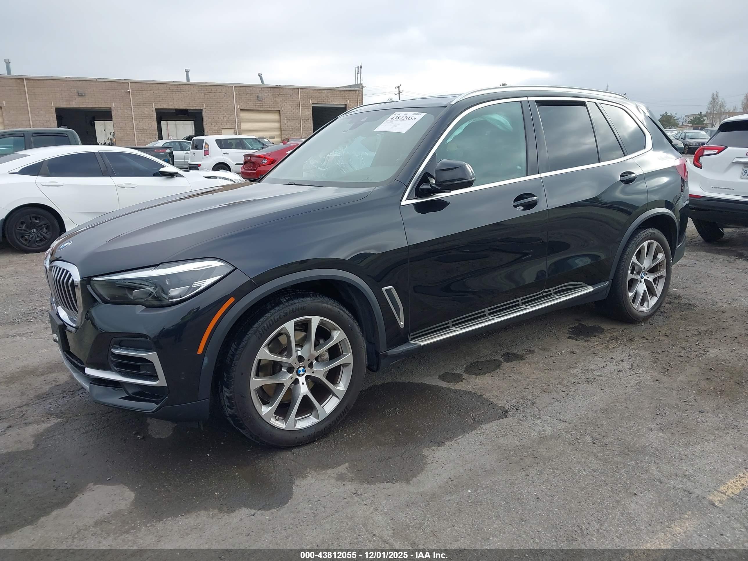 BMW X5 image 2