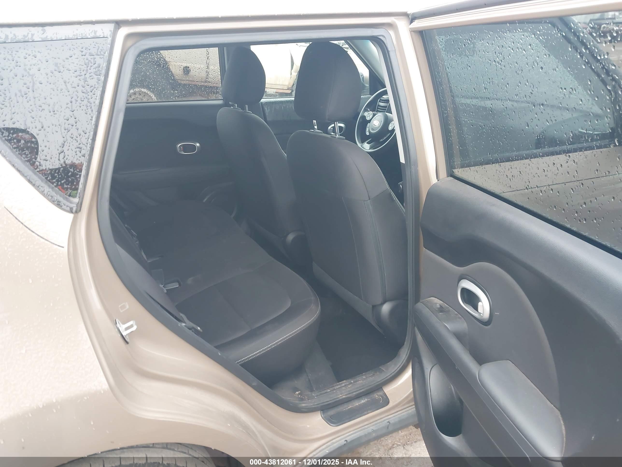 KIA SOUL image 8