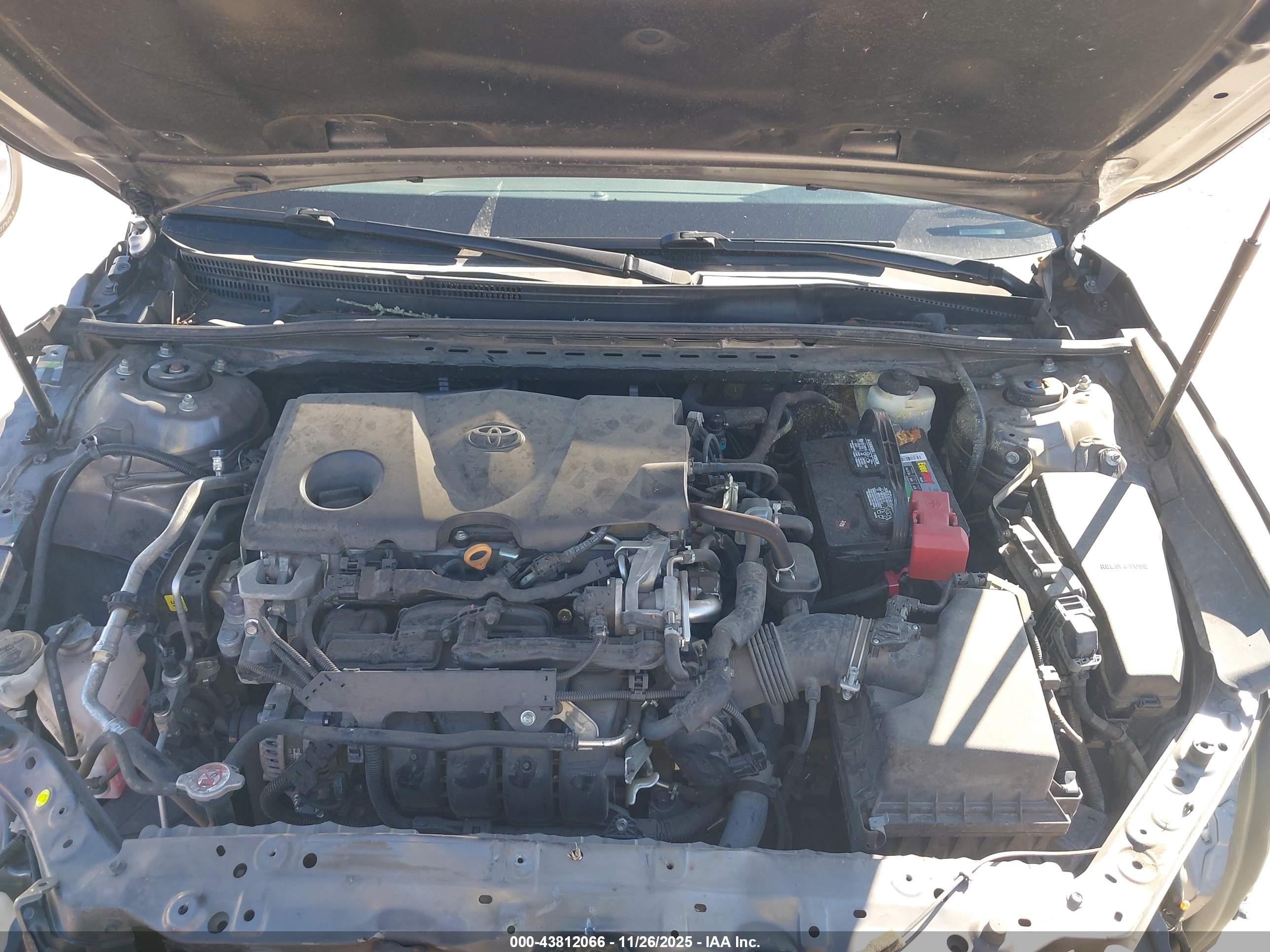 TOYOTA CAMRY image 10