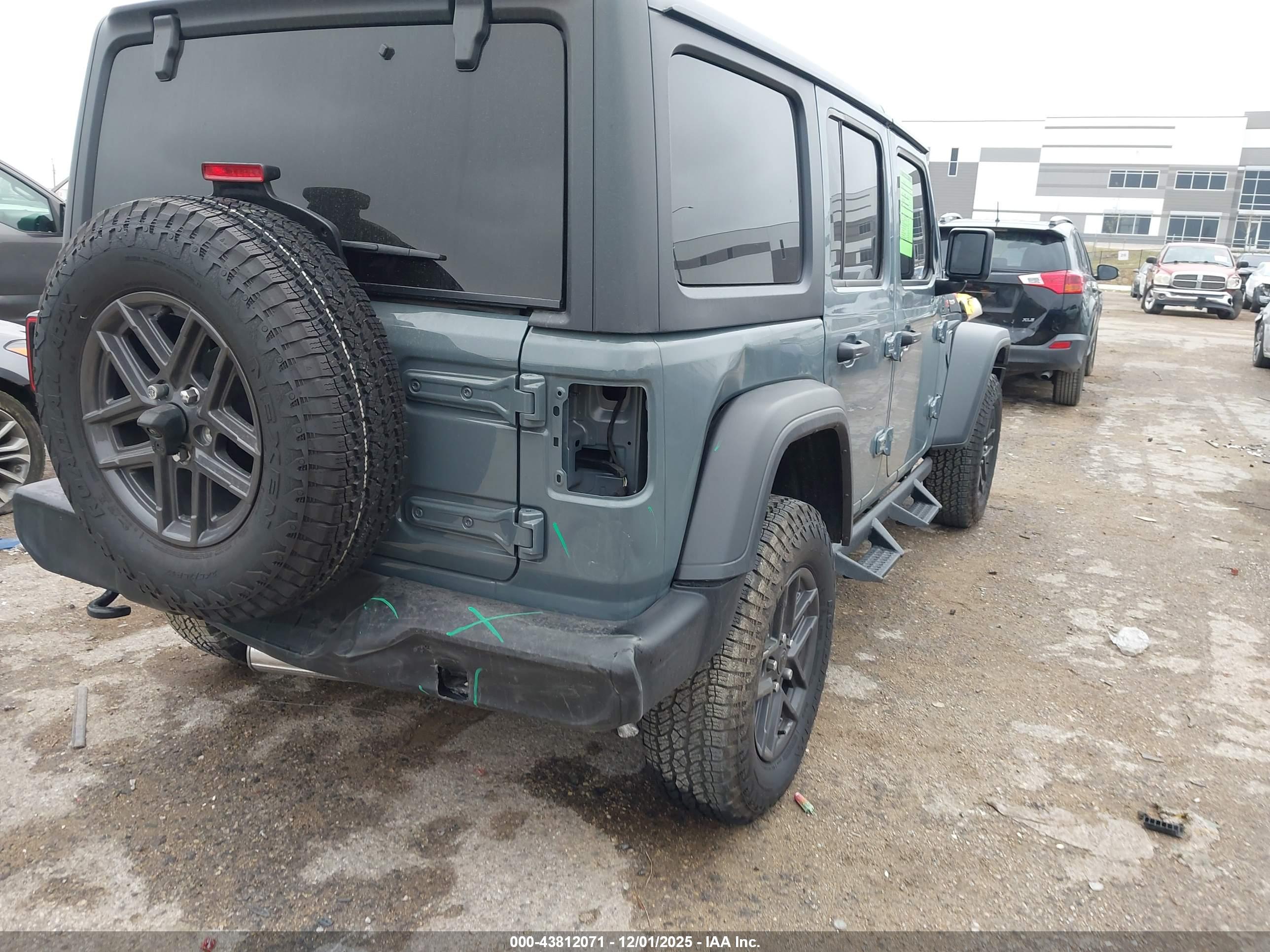 JEEP WRANGLER image 4