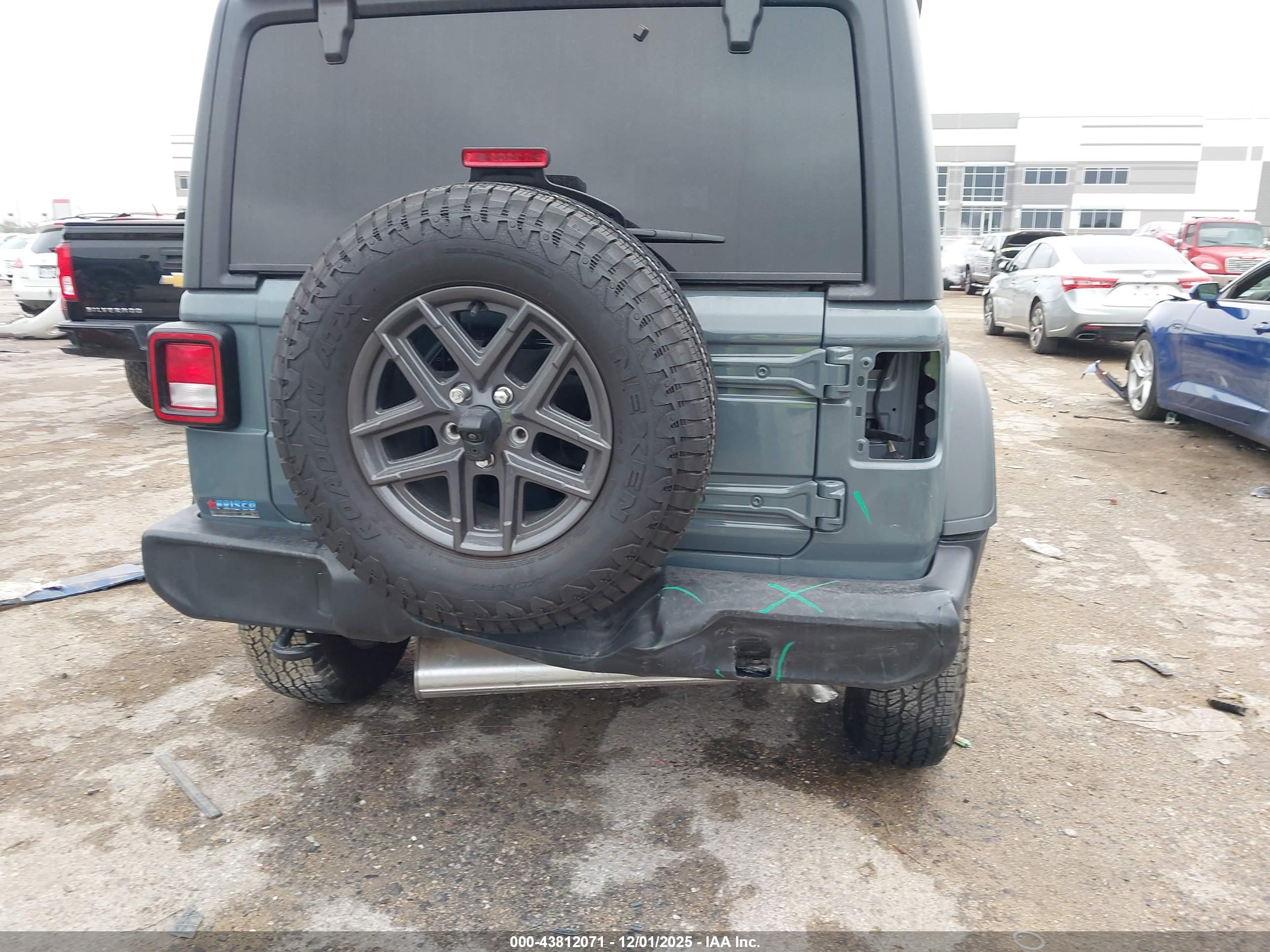 JEEP WRANGLER image 6