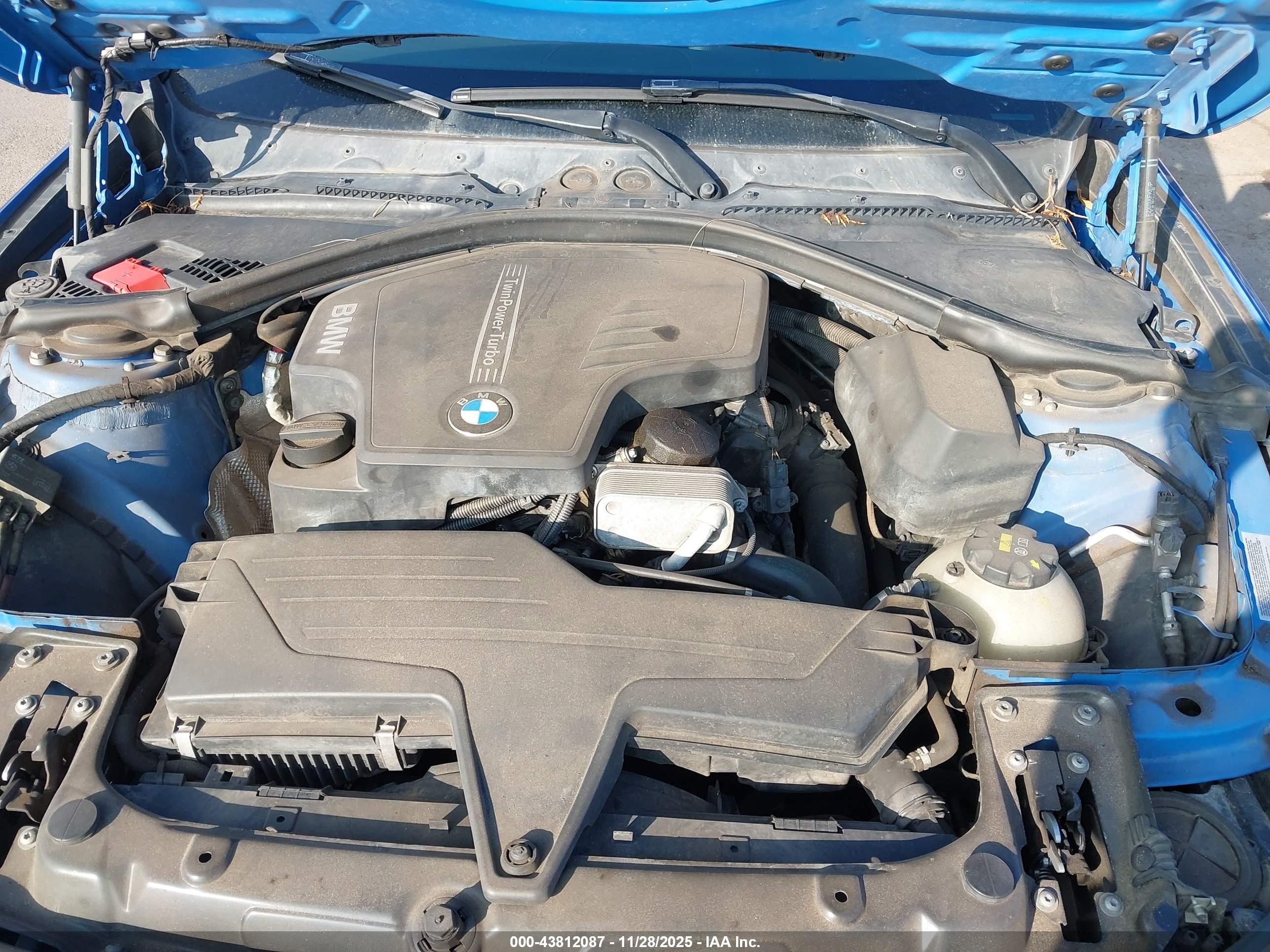 BMW 328I image 10
