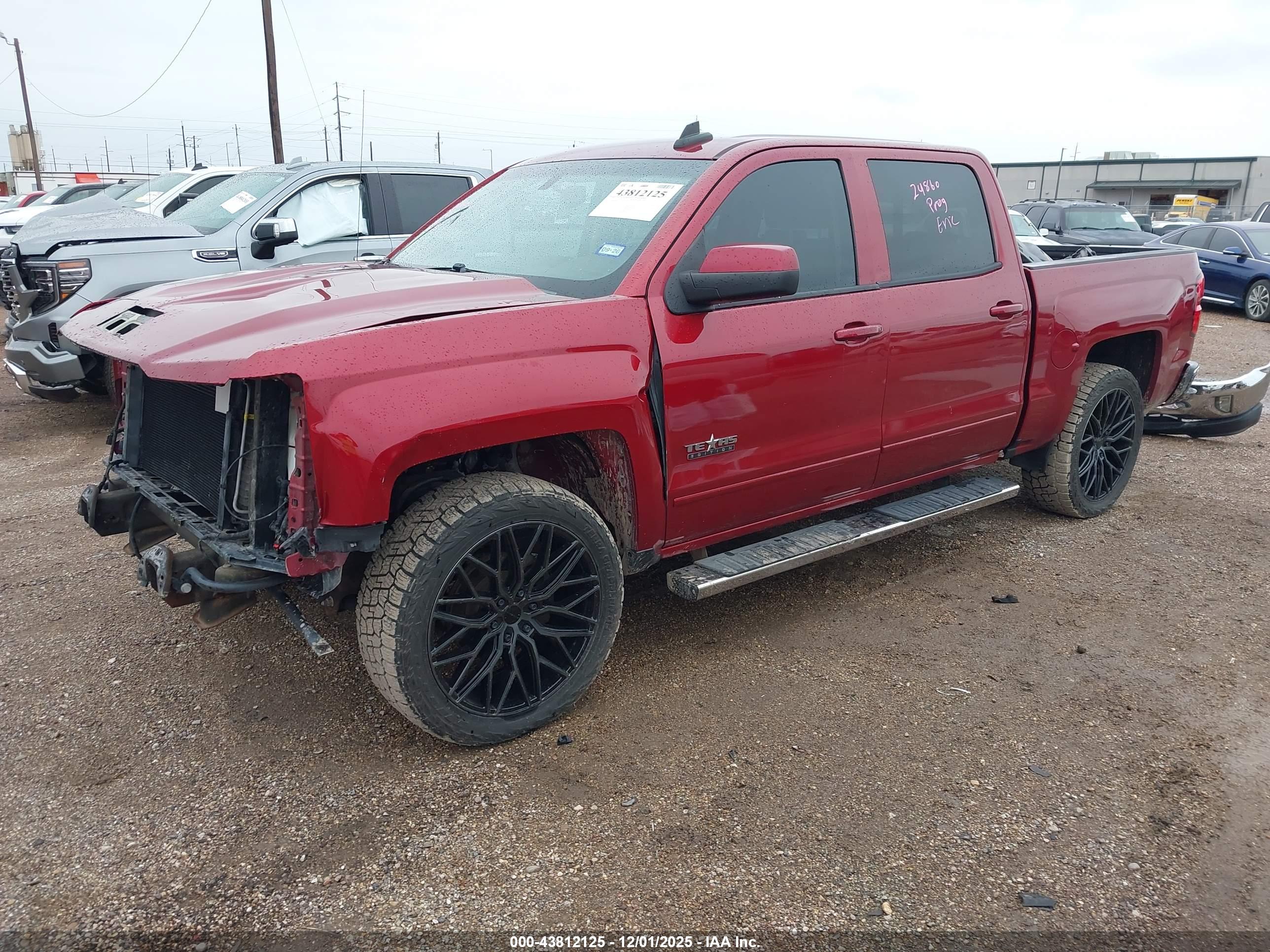 CHEVROLET SILVERADO image 2