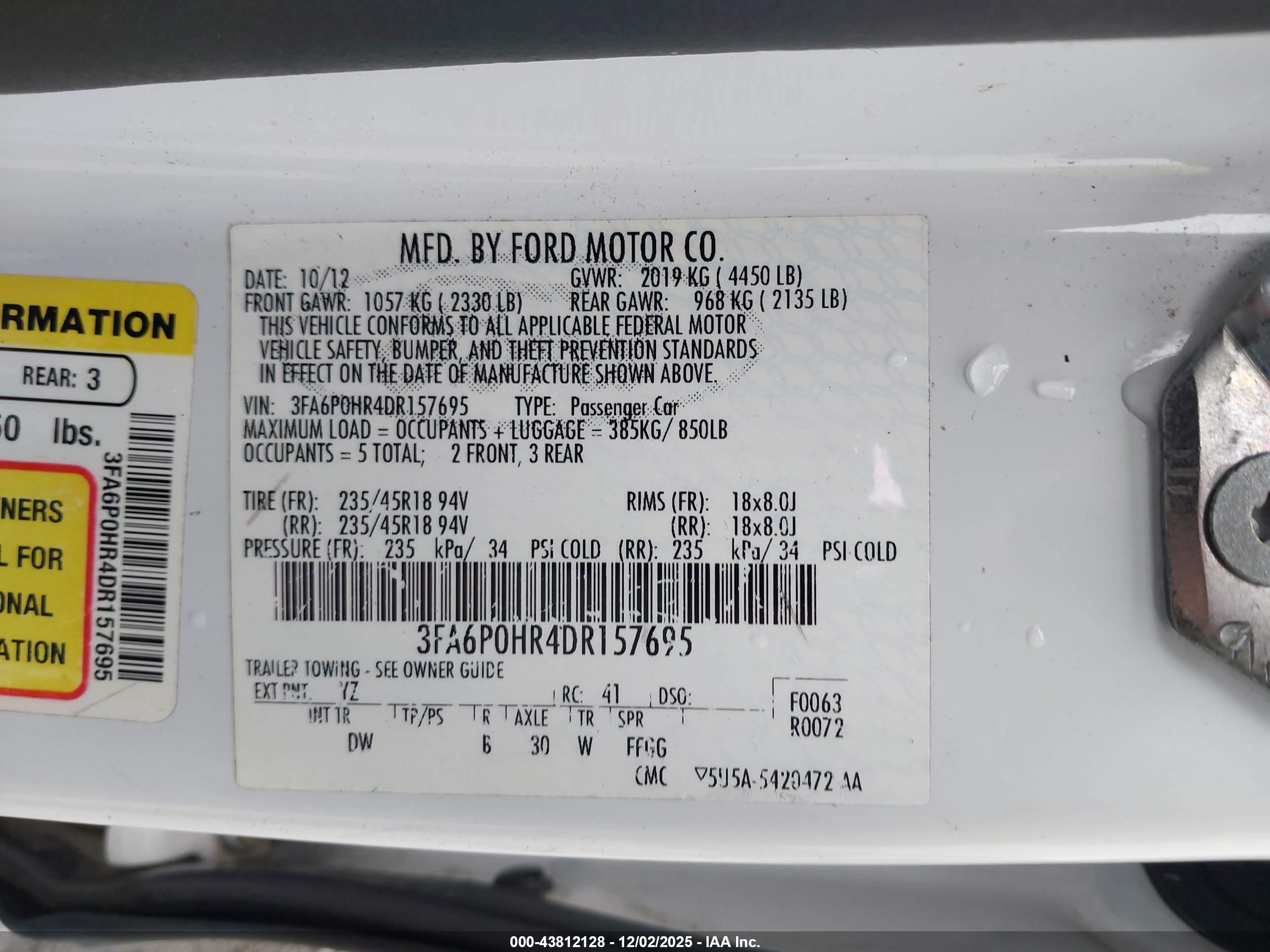 FORD FUSION image 9