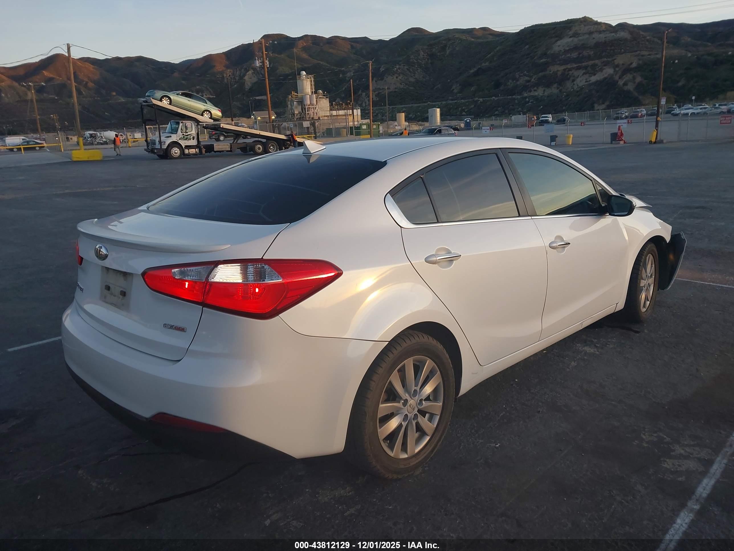 KIA FORTE image 4