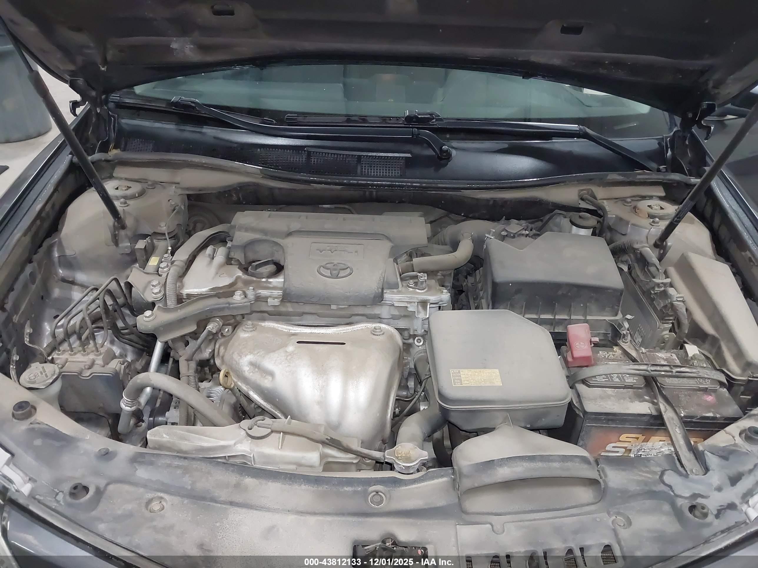 TOYOTA CAMRY image 10