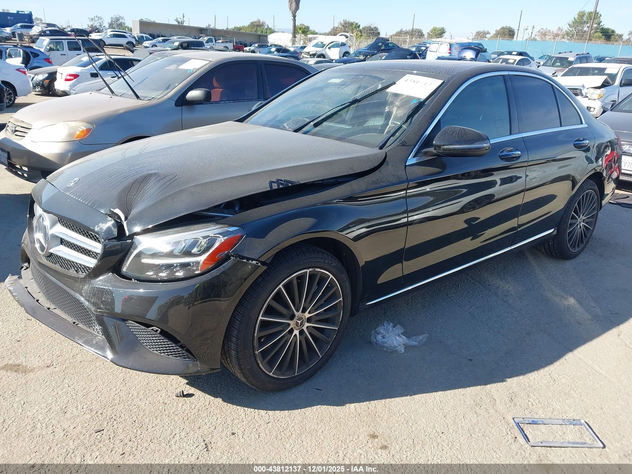 MERCEDES-BENZ C image 2