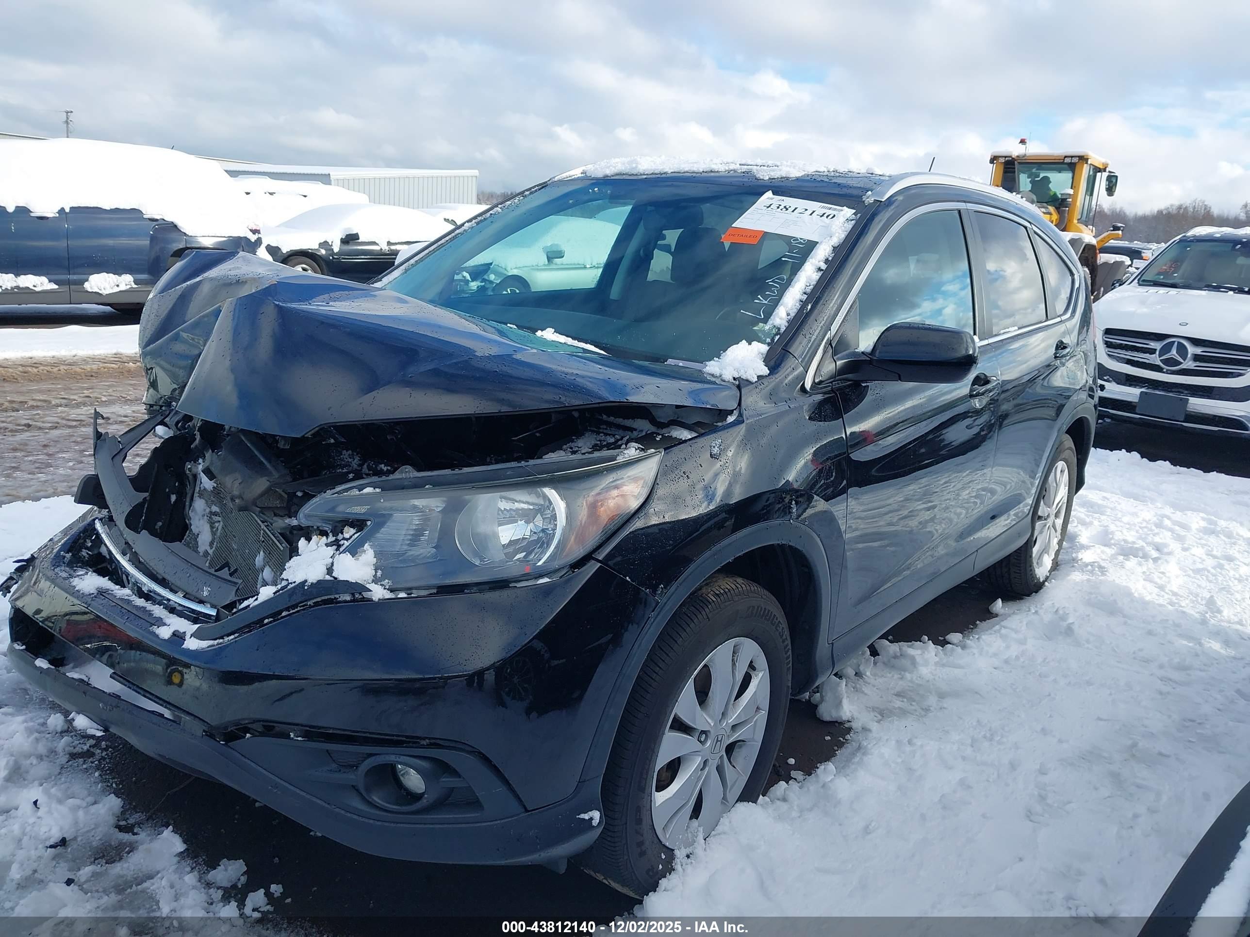 HONDA CR-V image 2