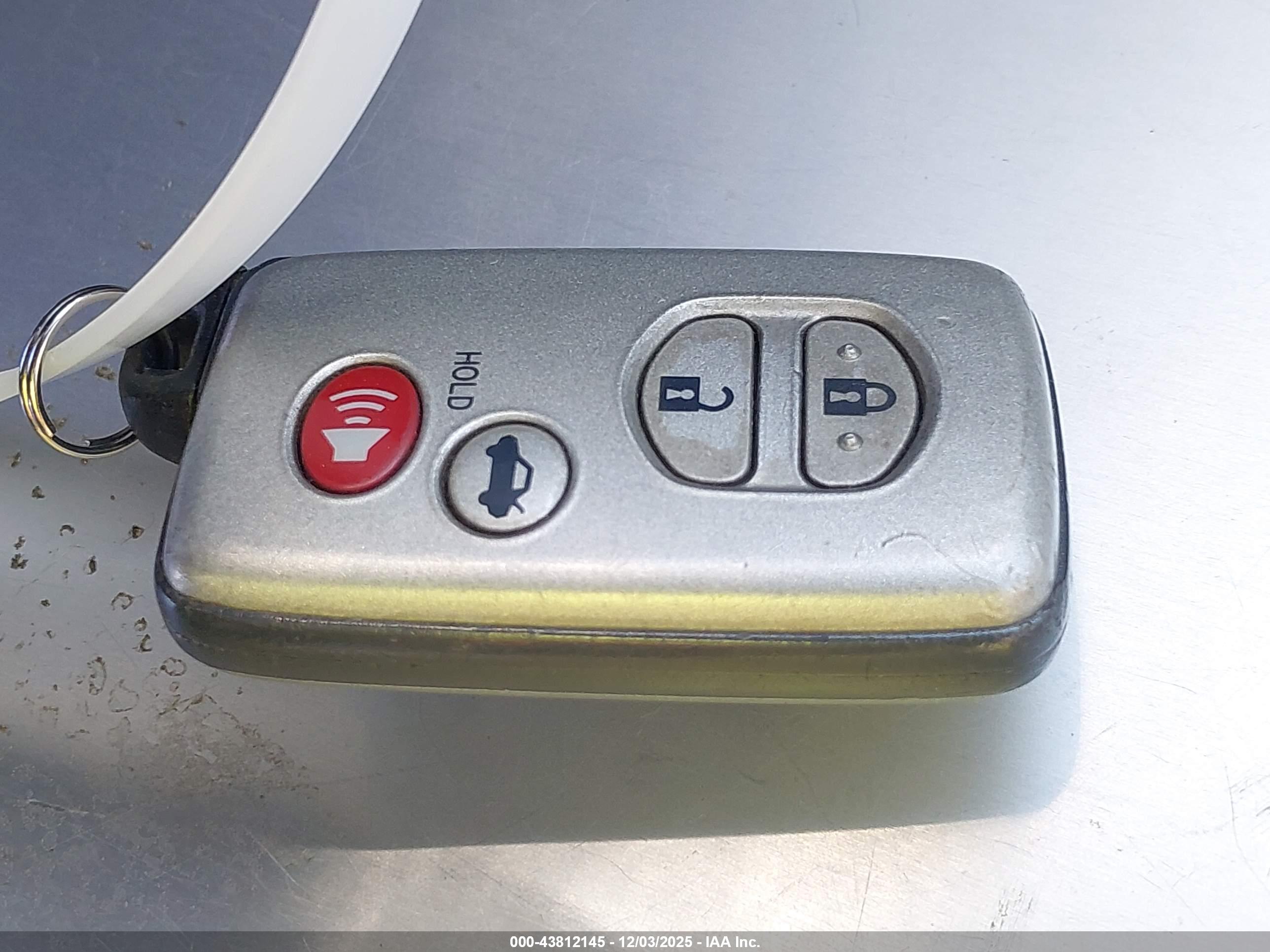 TOYOTA CAMRY image 11