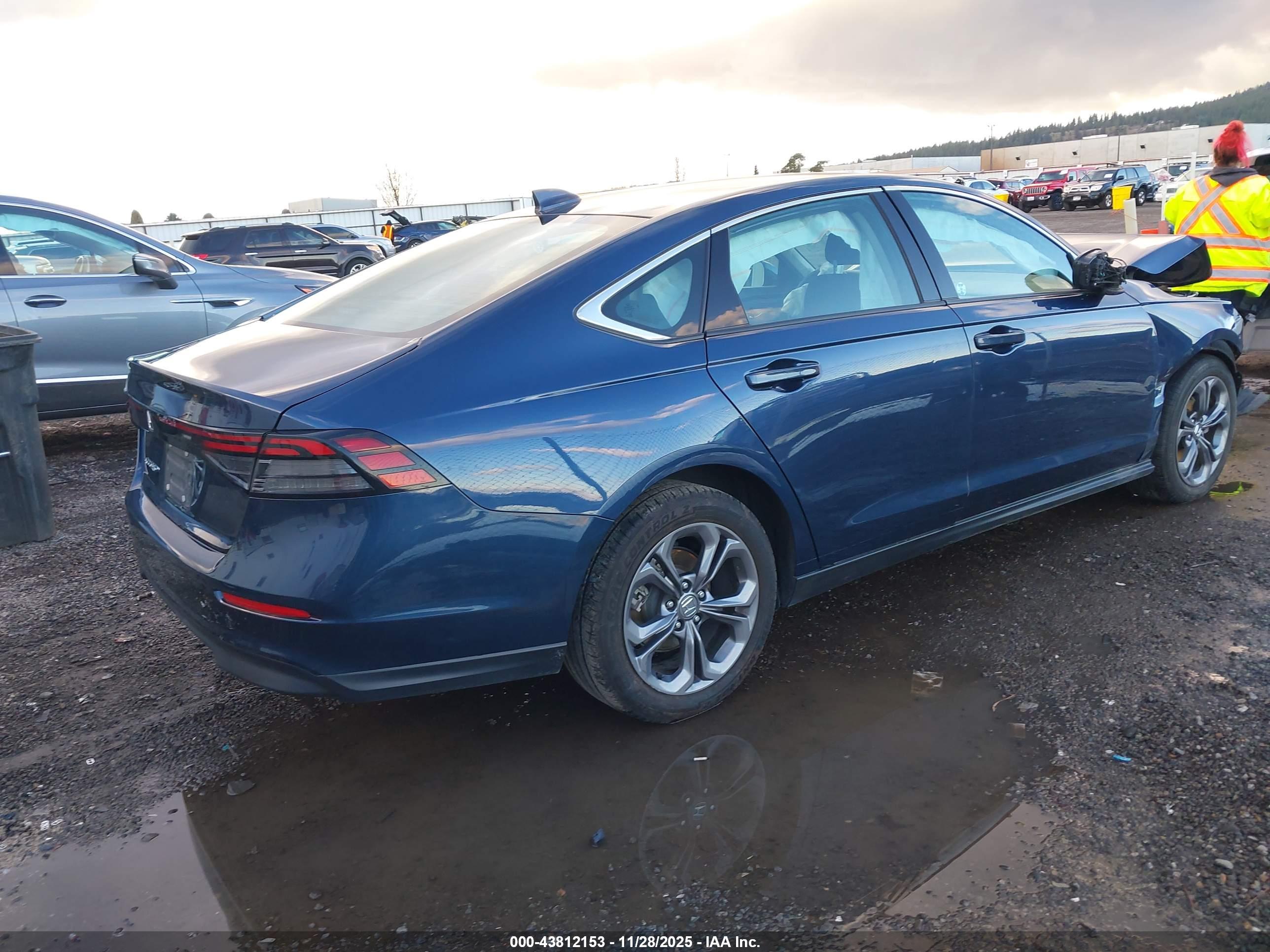 HONDA ACCORD image 4