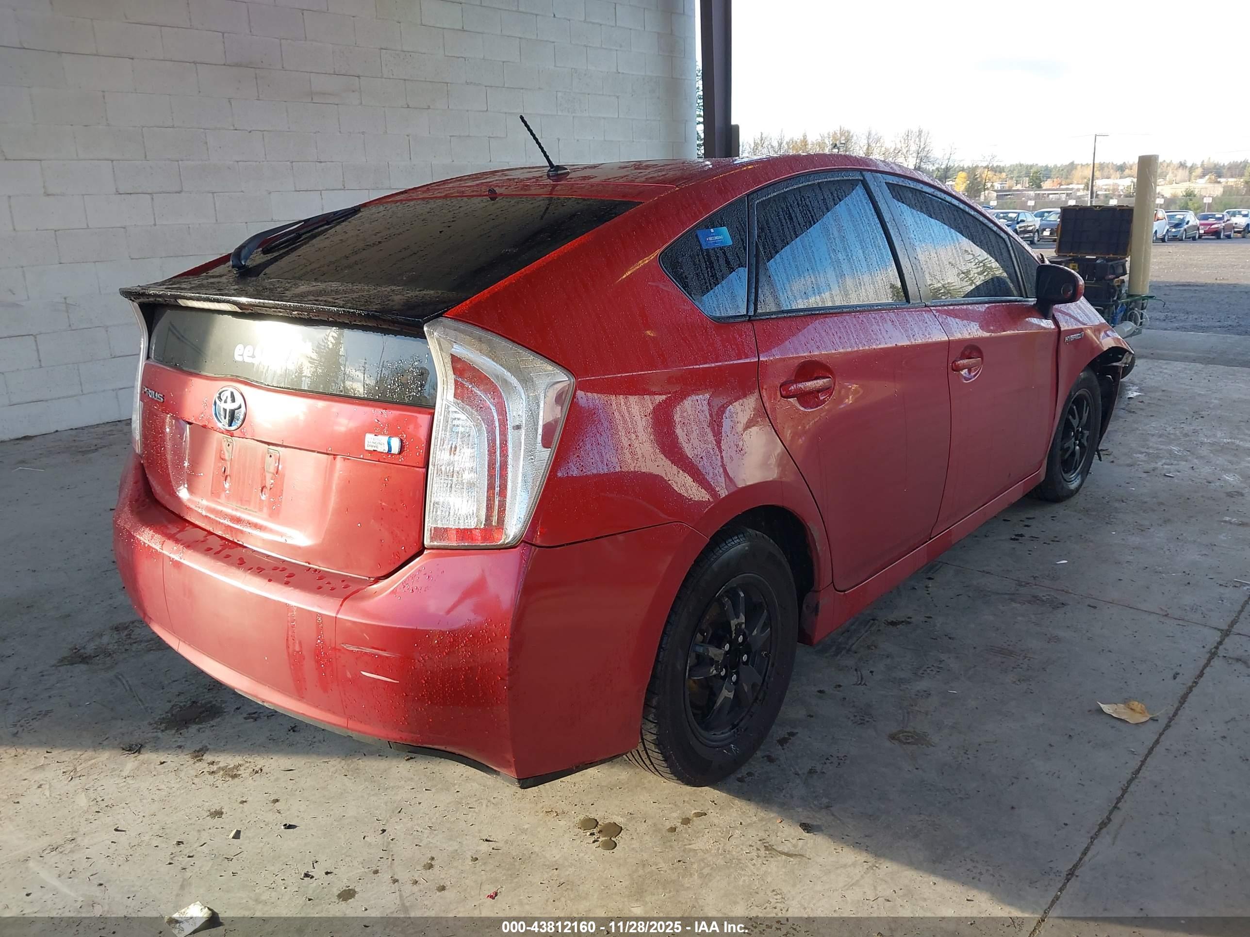 TOYOTA PRIUS image 4