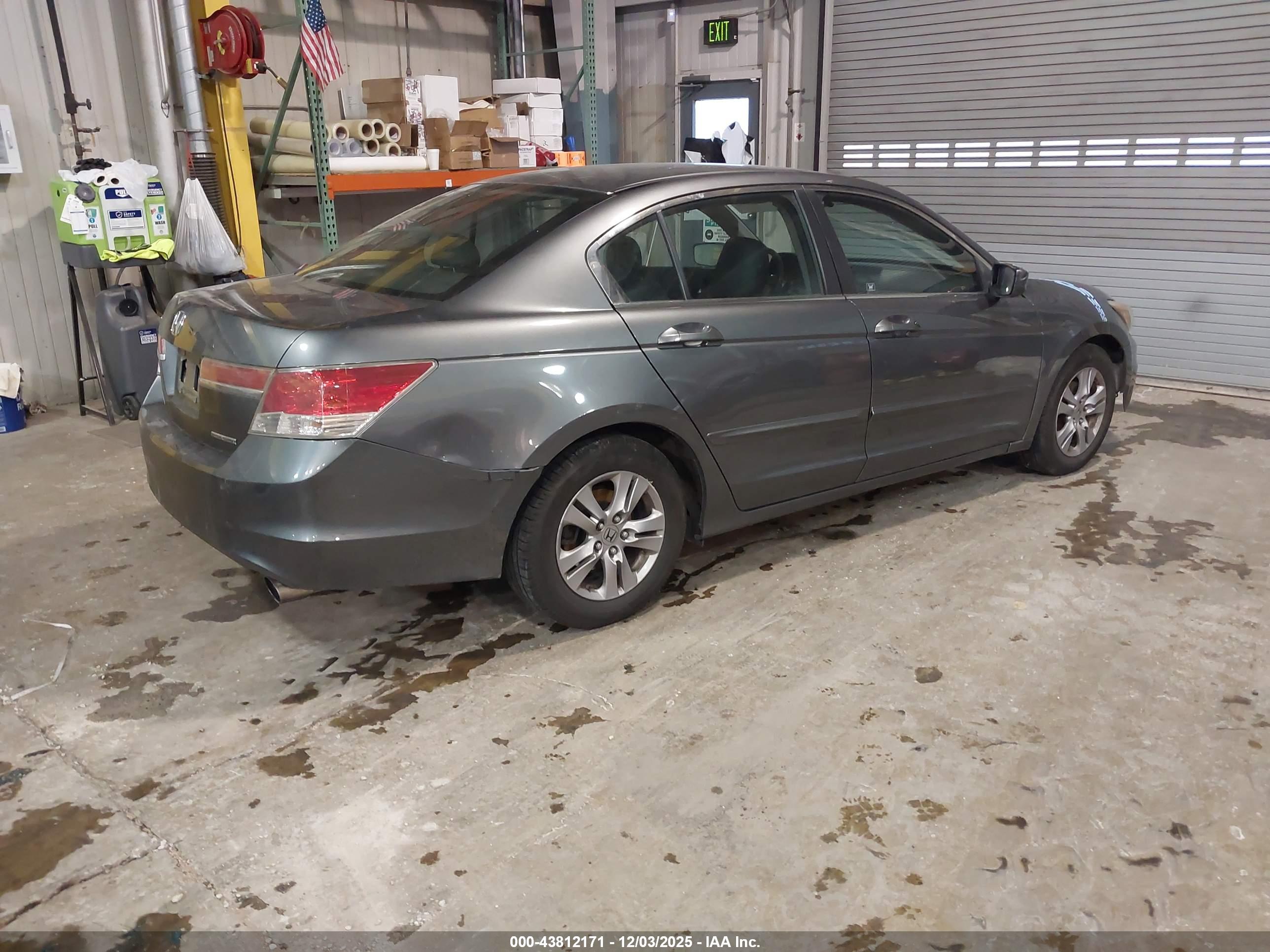 HONDA ACCORD image 4