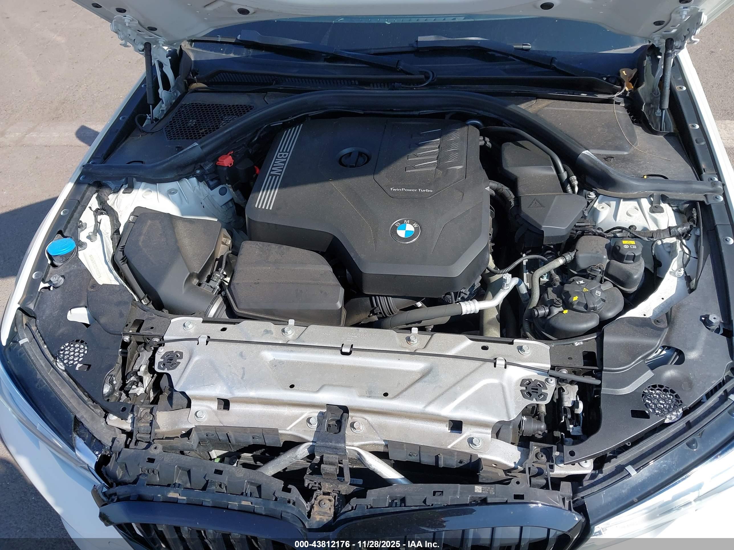 BMW 330I image 10