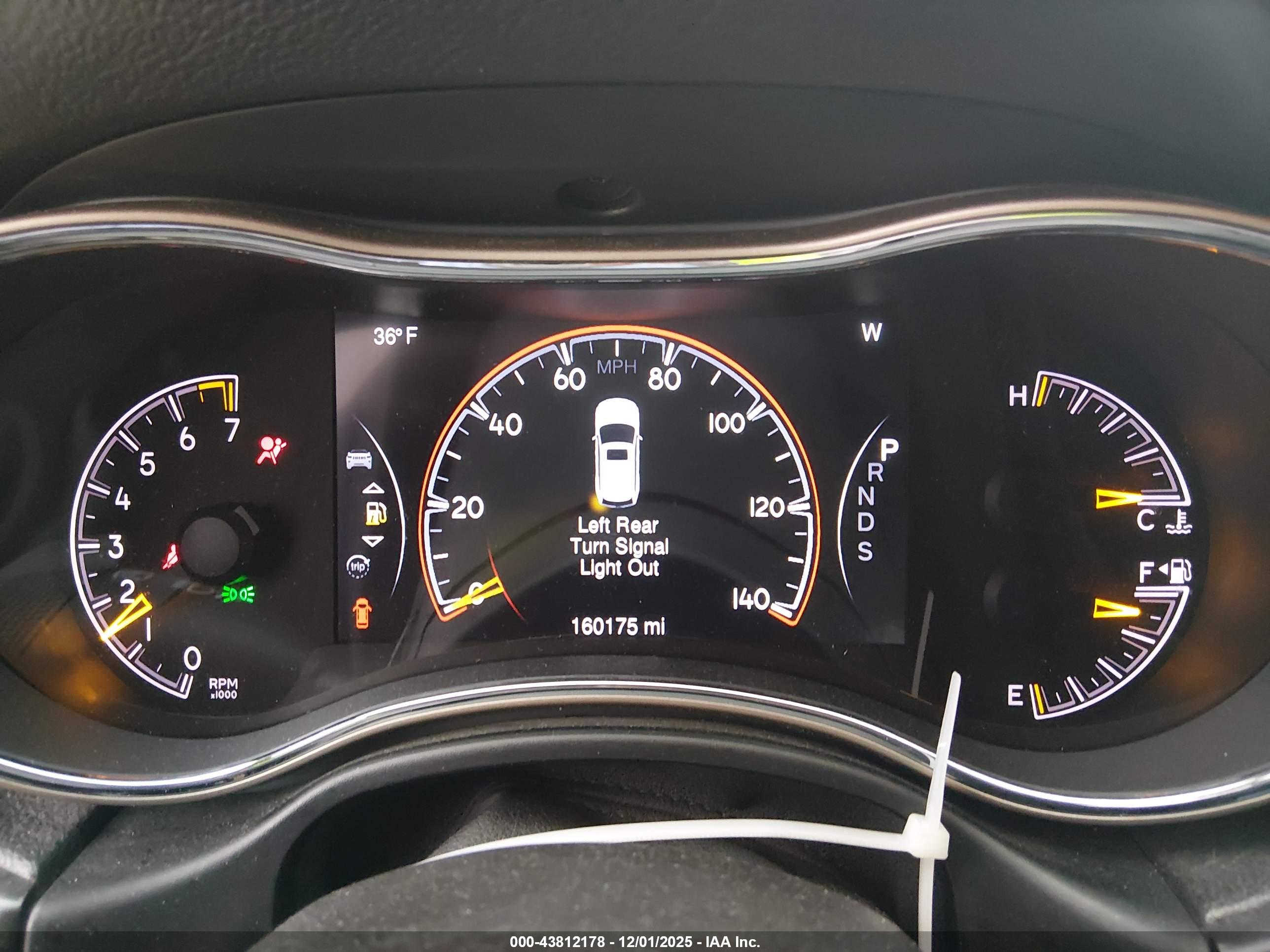 JEEP GRAND image 7