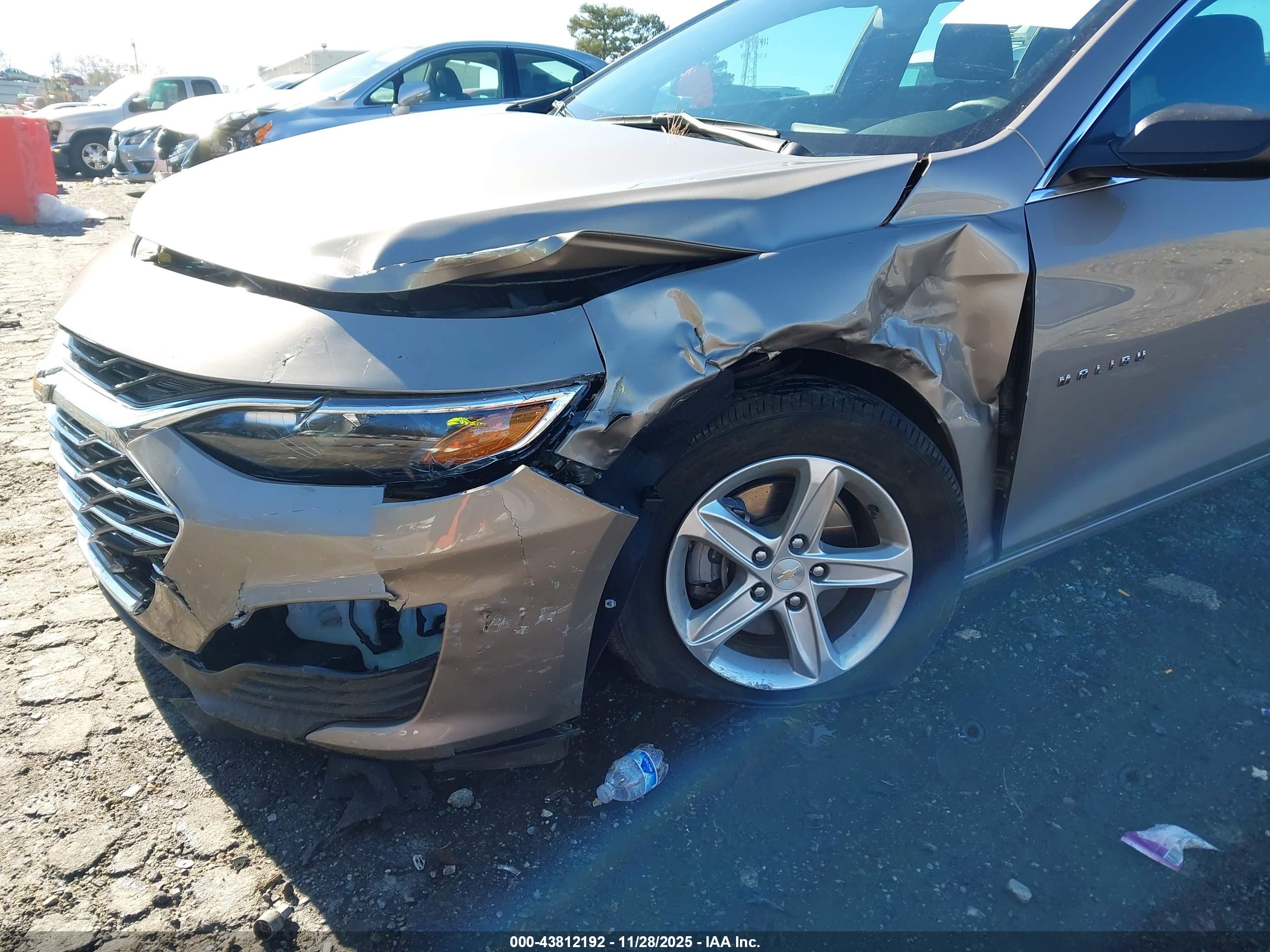 CHEVROLET MALIBU image 6