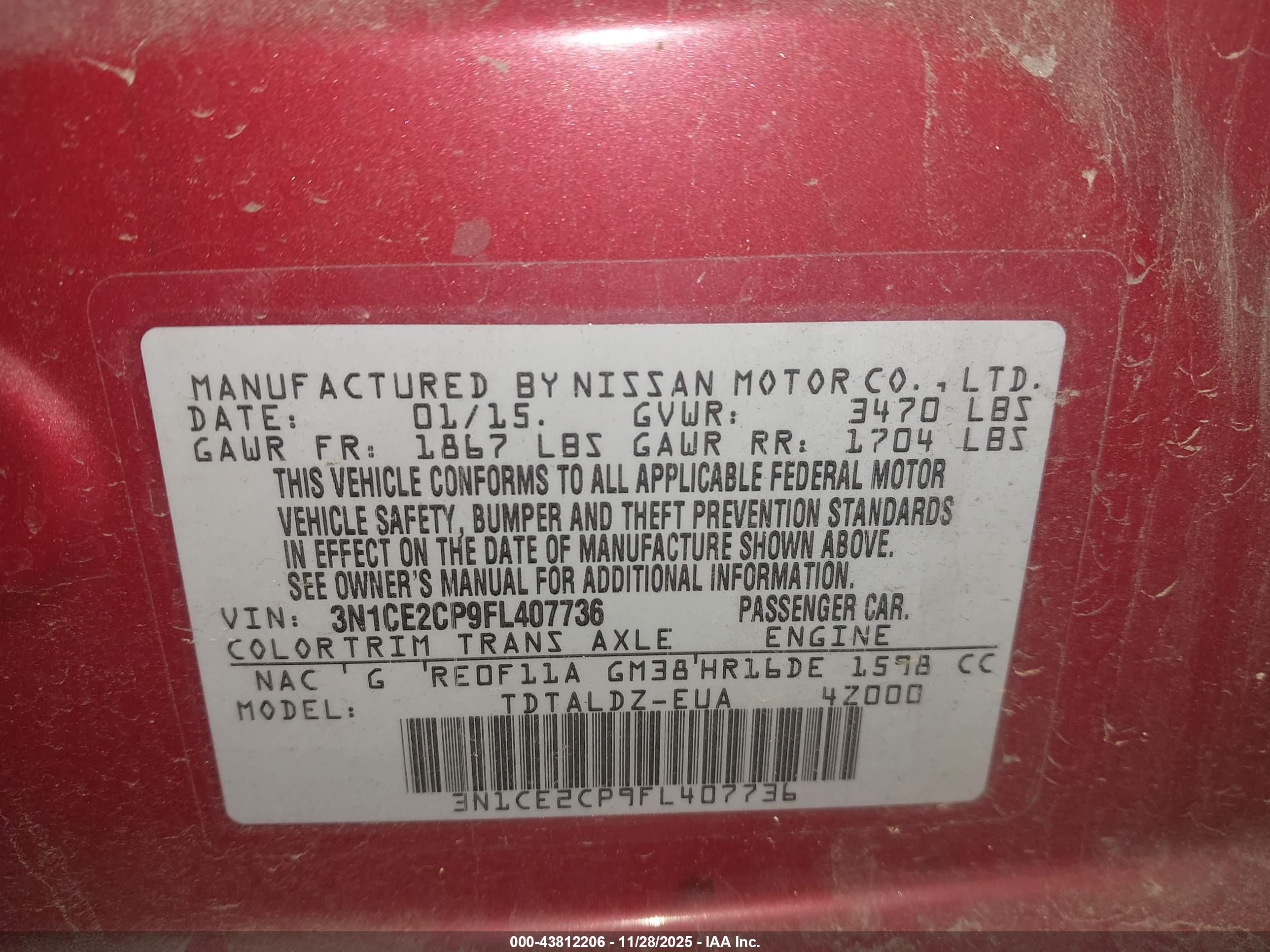 NISSAN VERSA image 9