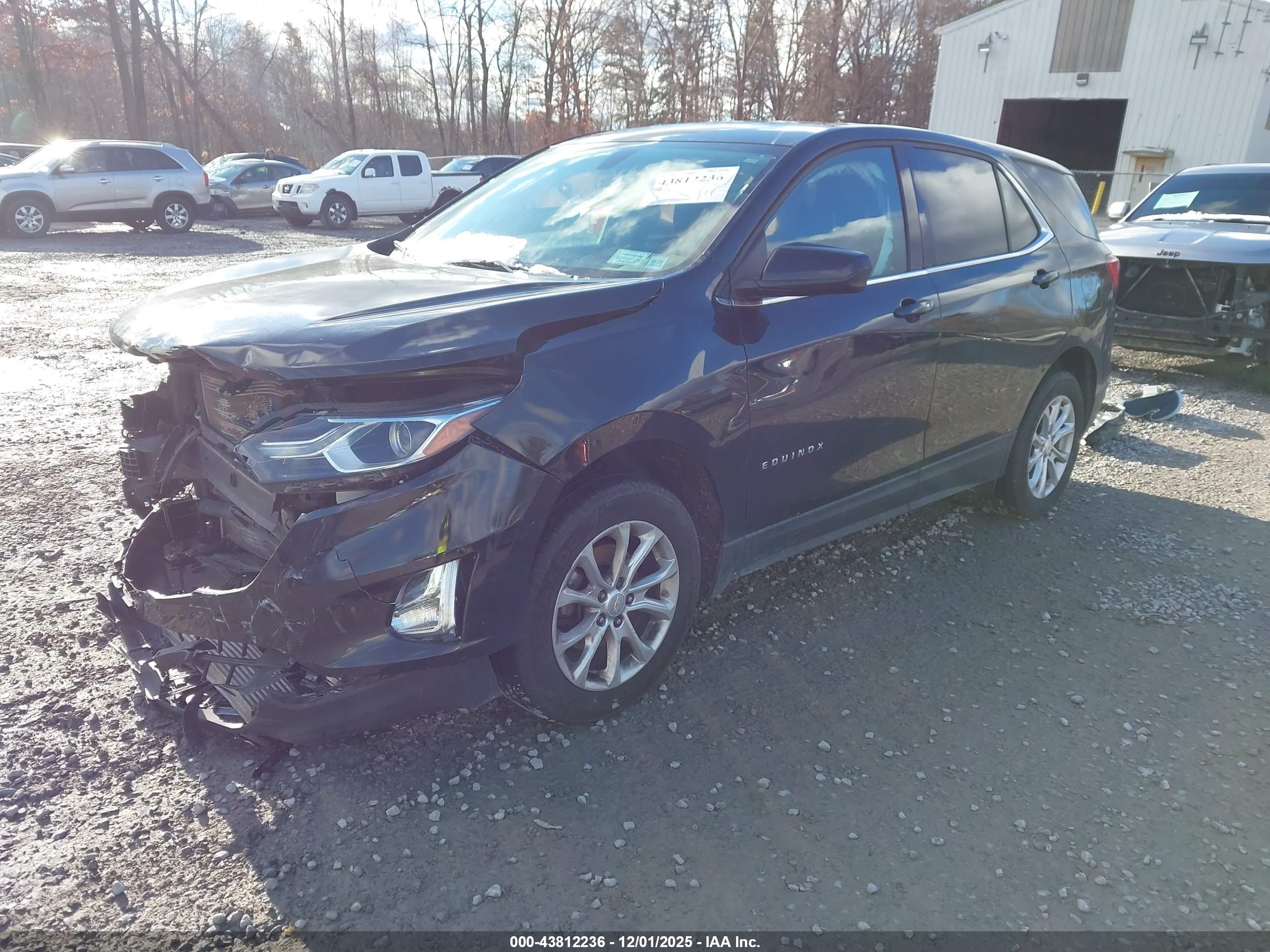 CHEVROLET EQUINOX image 2