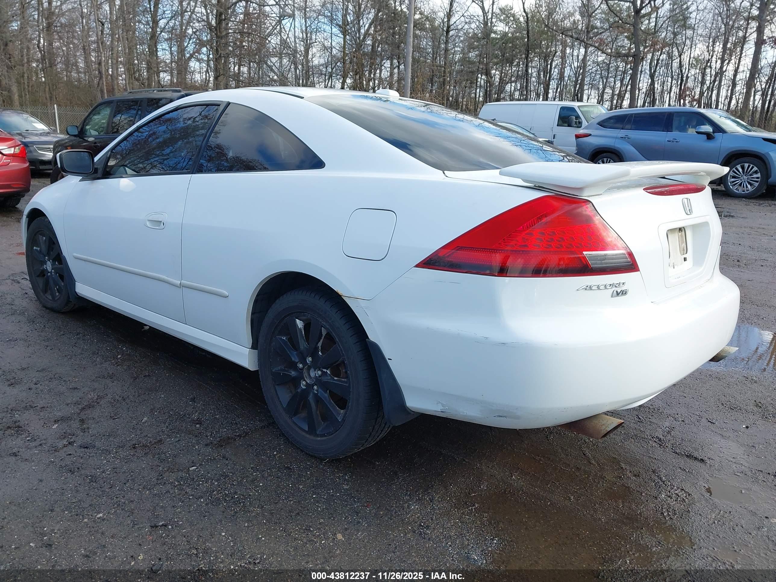 HONDA ACCORD image 3