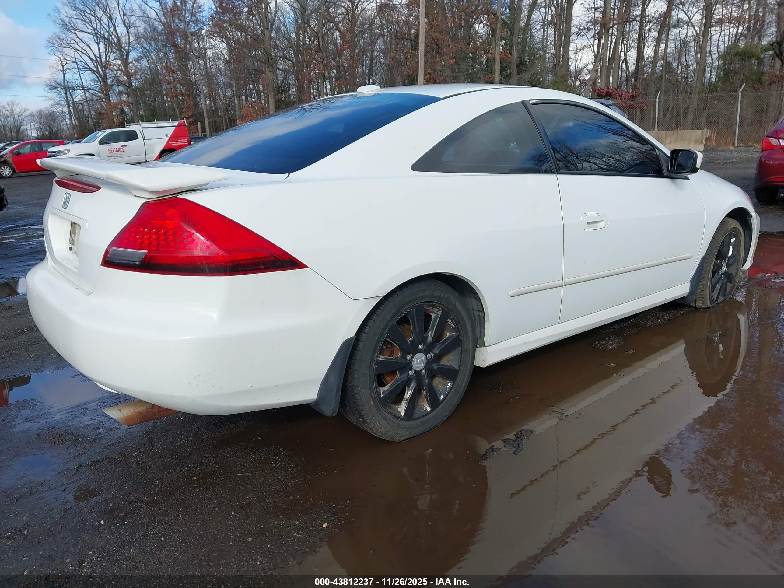 HONDA ACCORD image 4