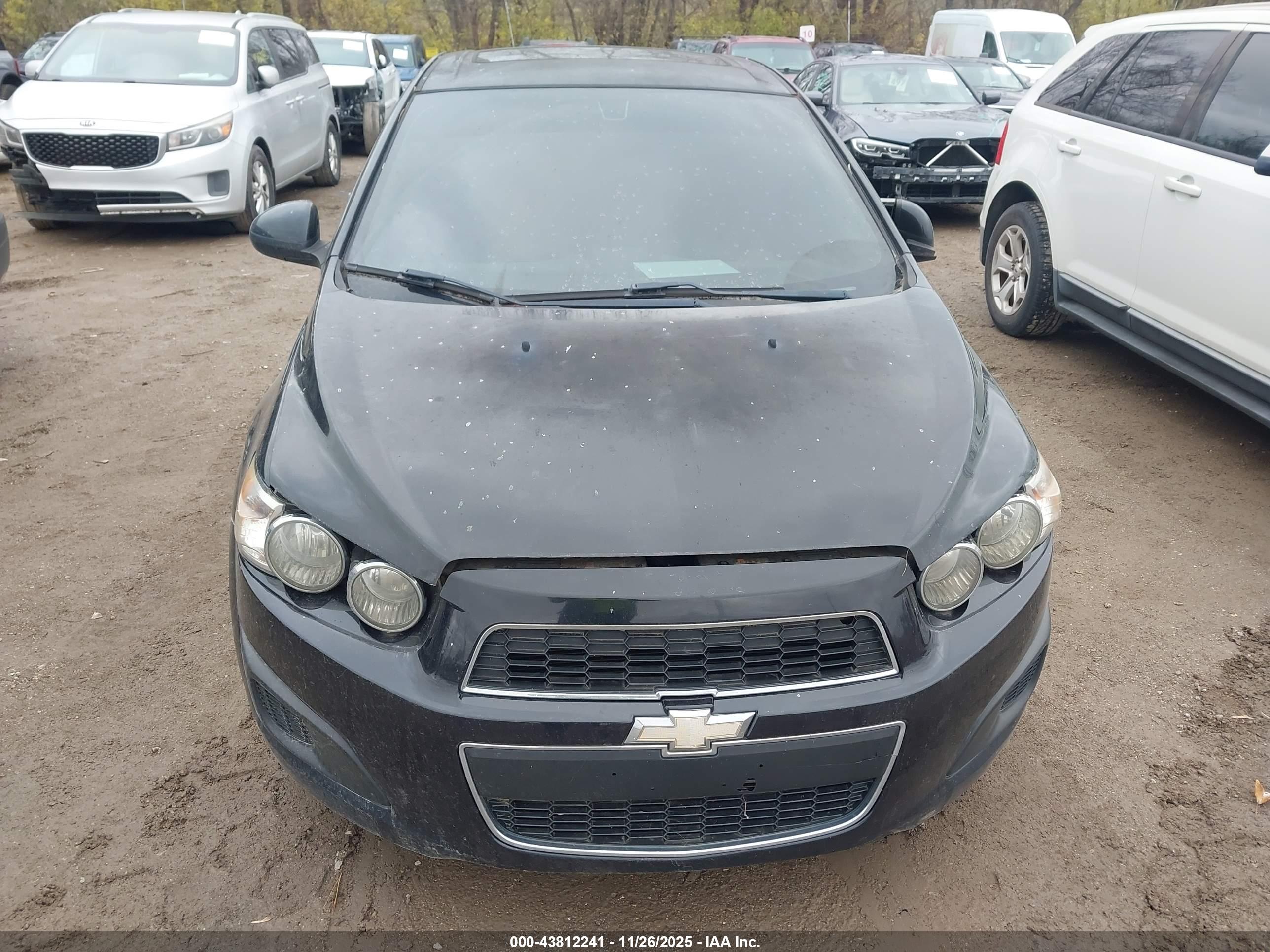 CHEVROLET SONIC image 6