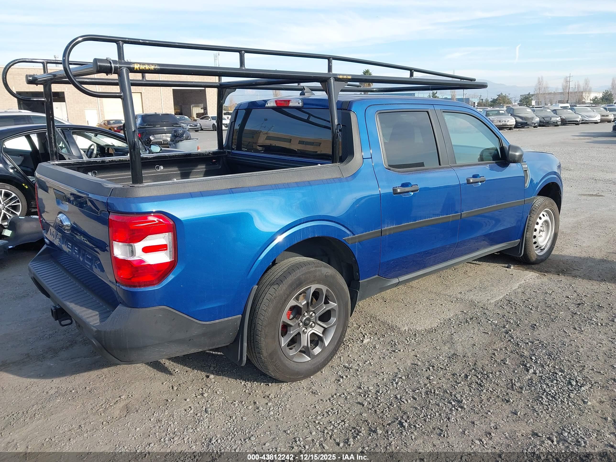 FORD MAVERICK image 4