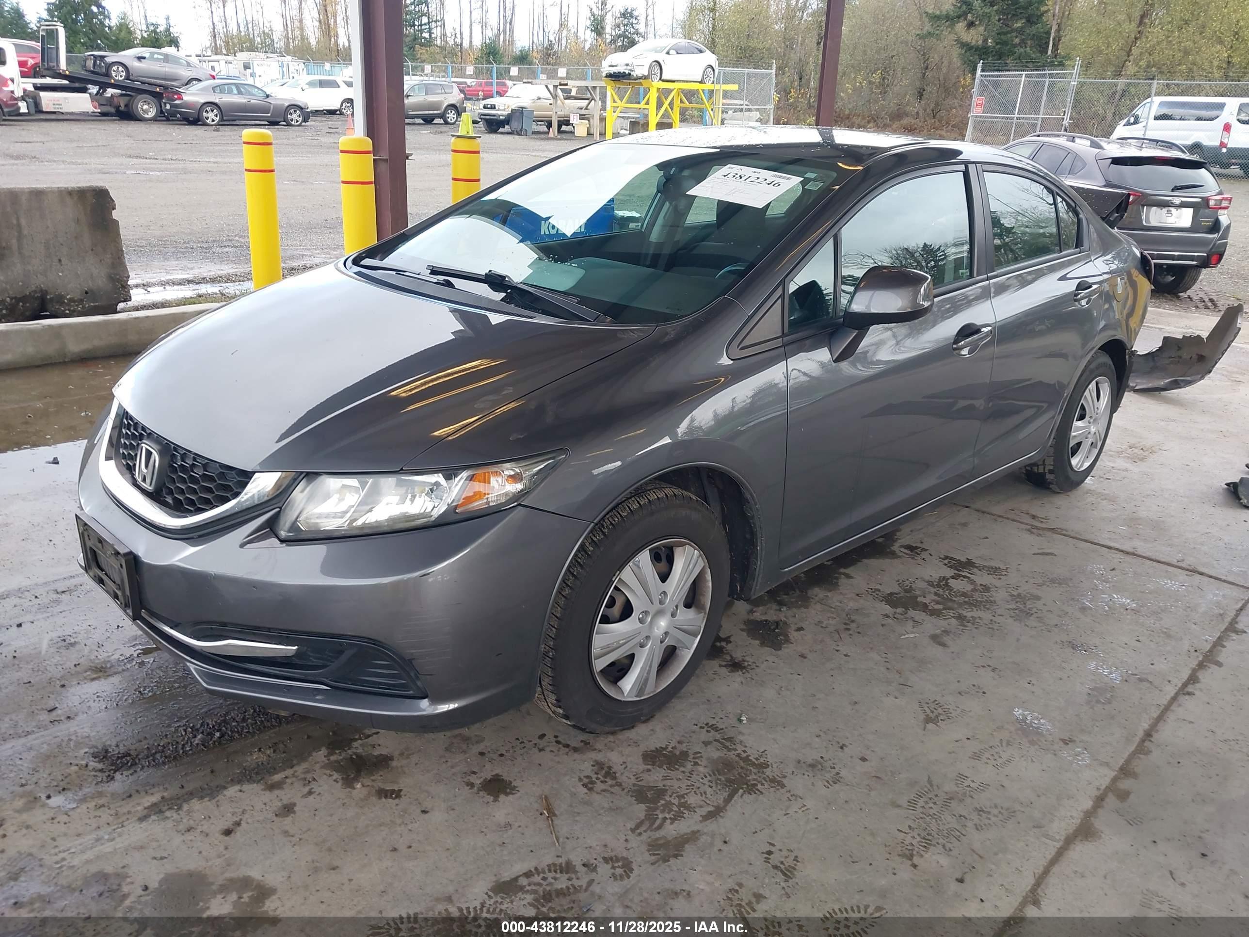 HONDA CIVIC image 2