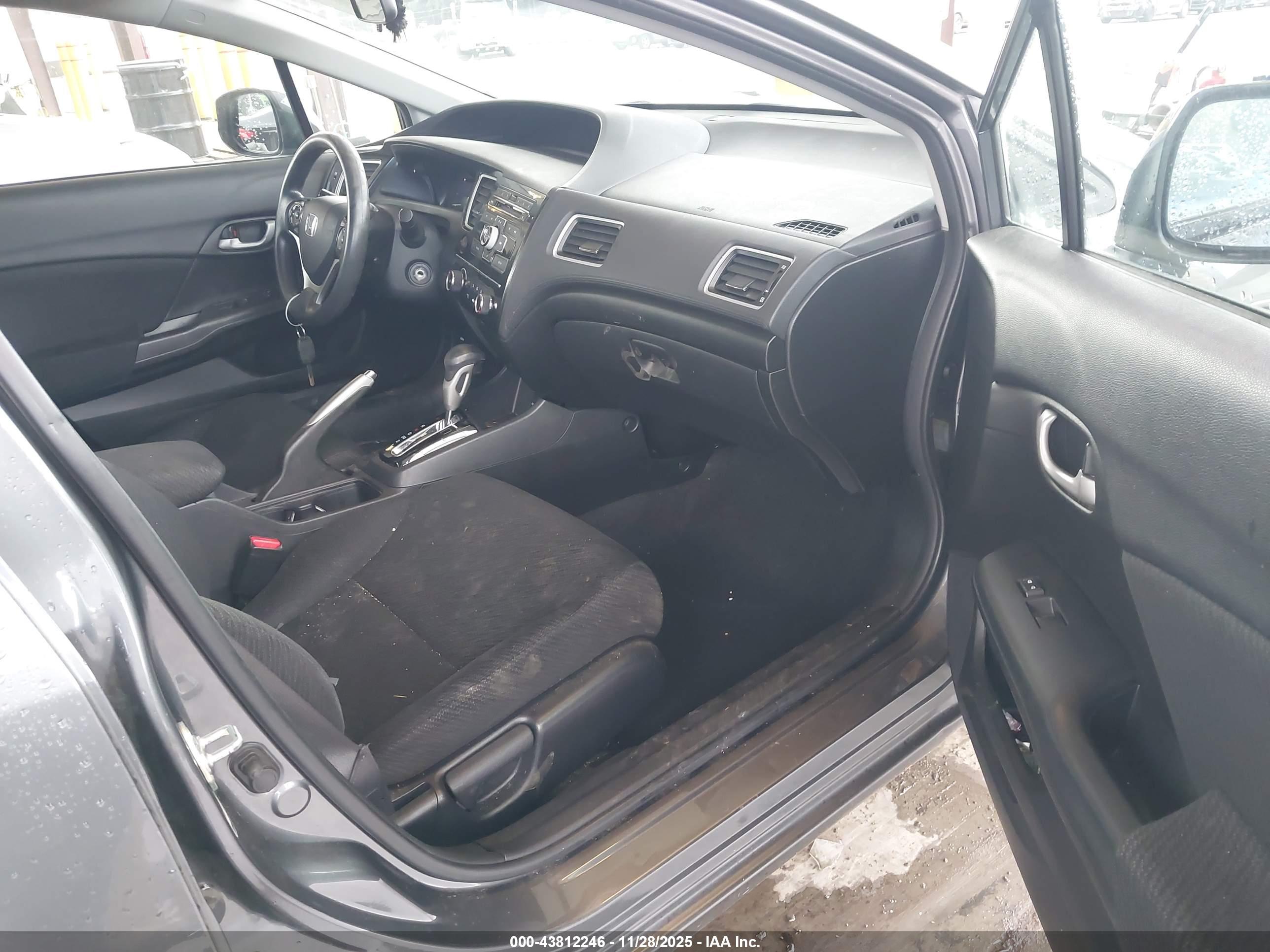 HONDA CIVIC image 5