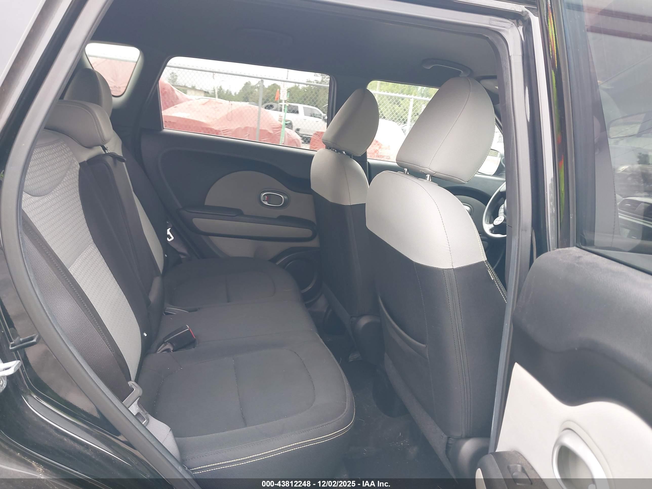 KIA SOUL image 8