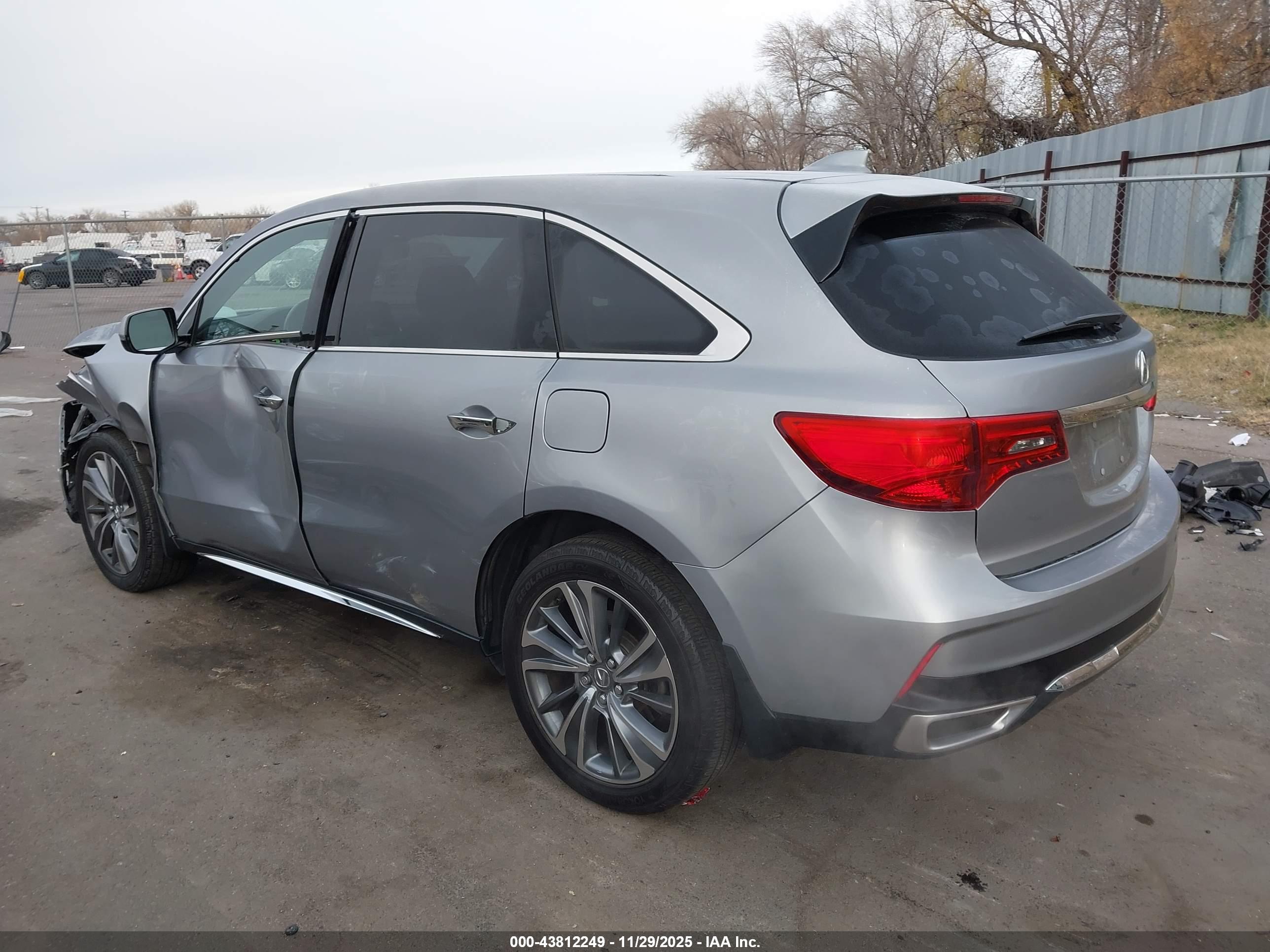ACURA MDX image 3