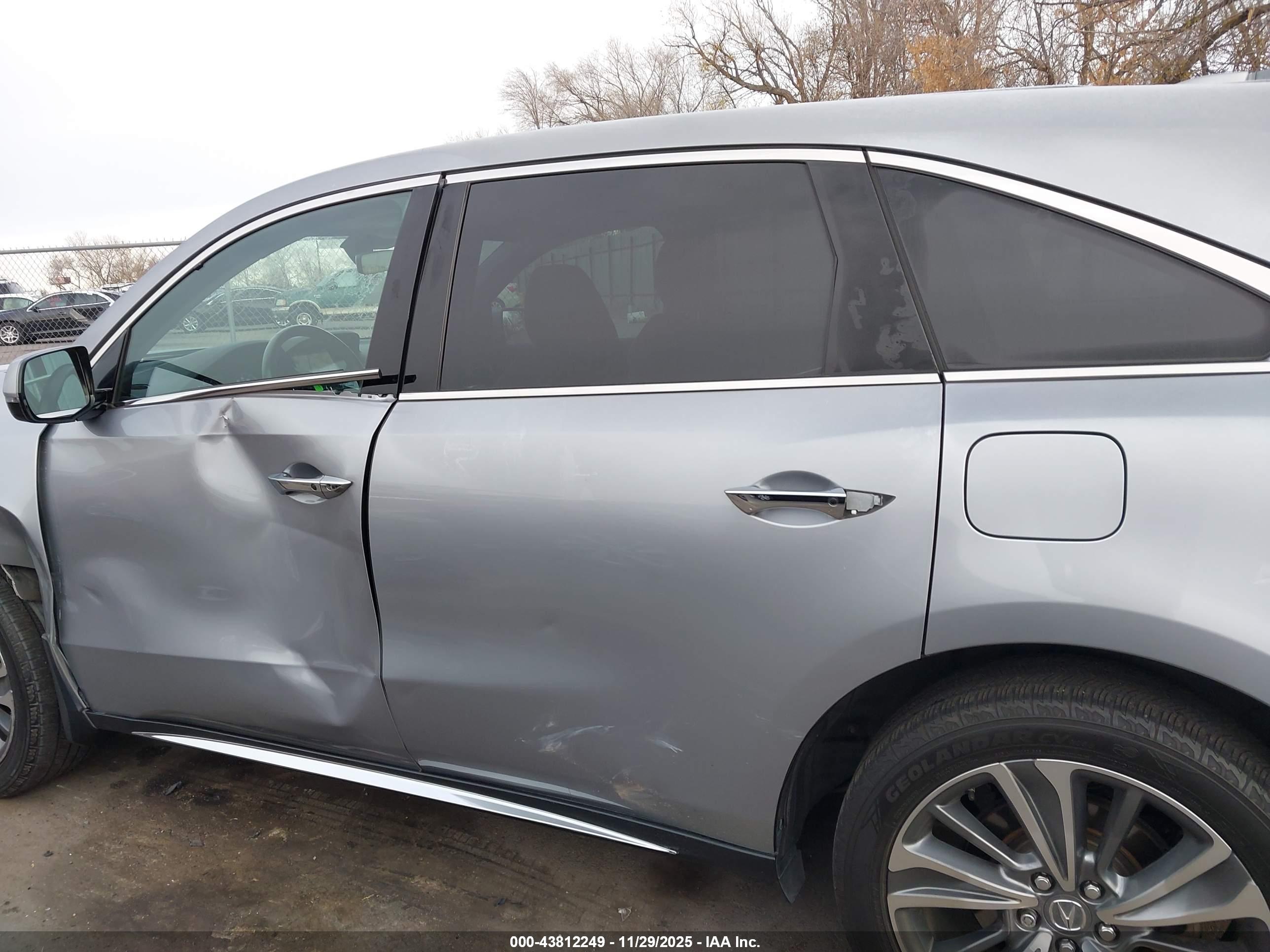 ACURA MDX image 6