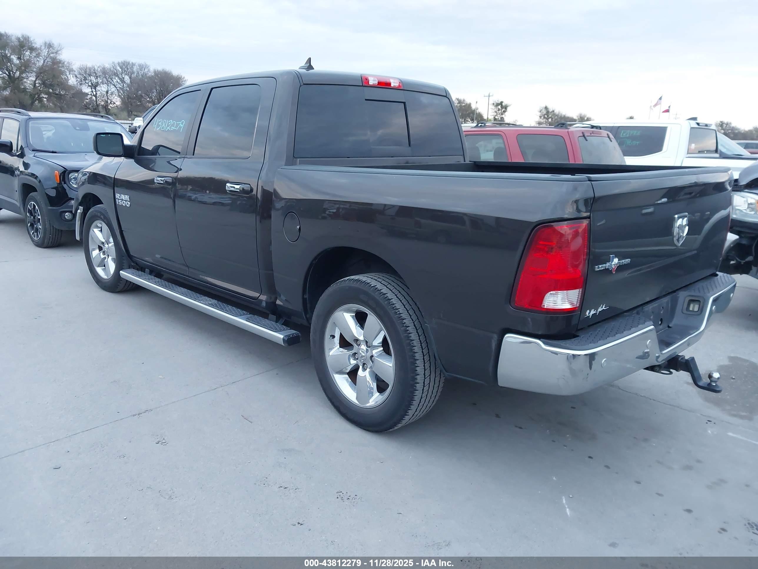 RAM 1500 image 3