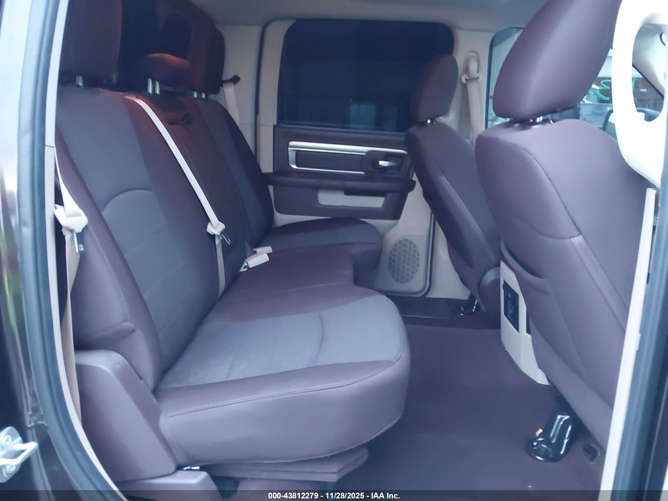 RAM 1500 image 8