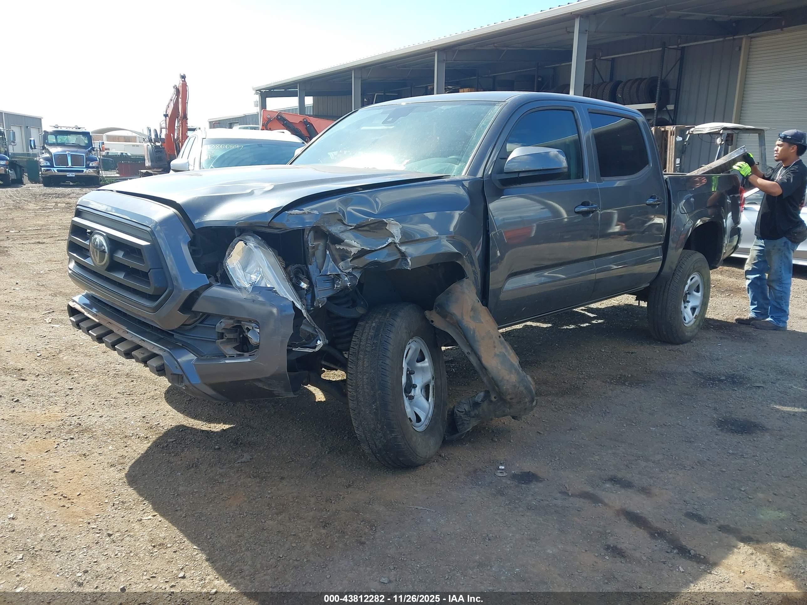 TOYOTA TACOMA image 2