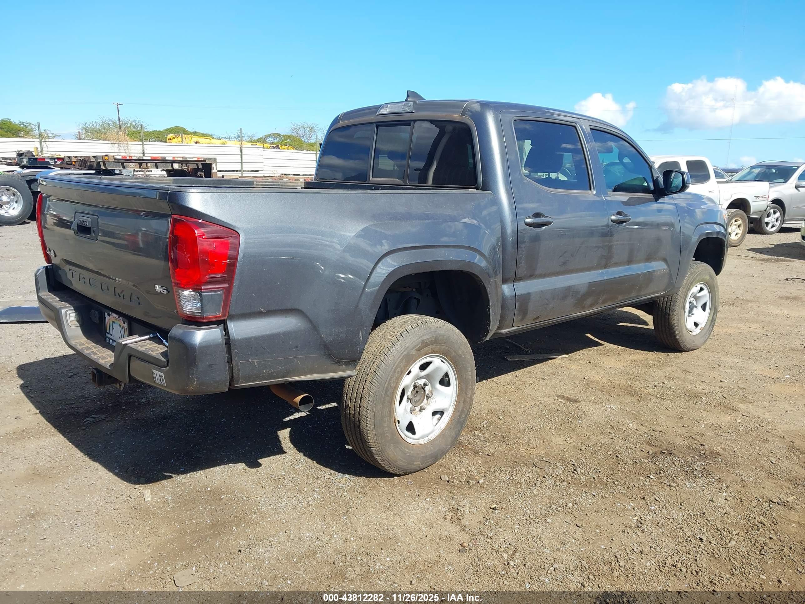 TOYOTA TACOMA image 4
