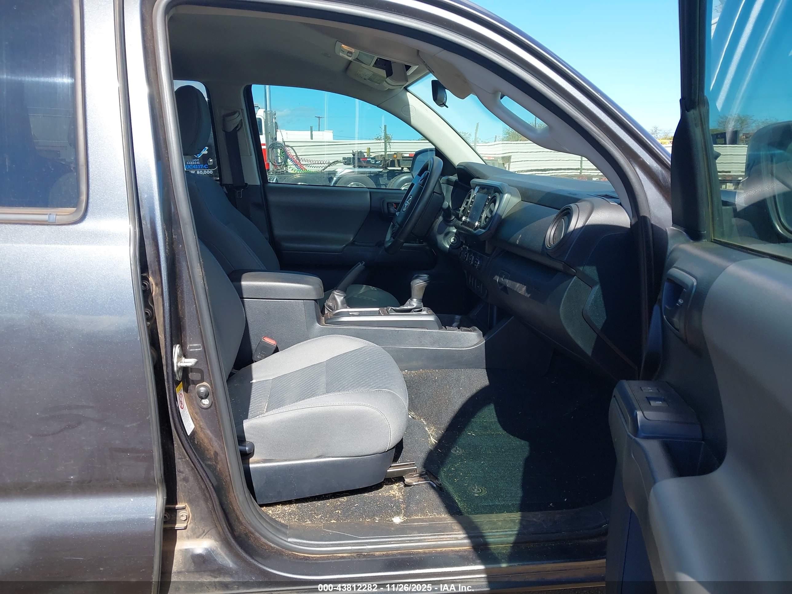 TOYOTA TACOMA image 5